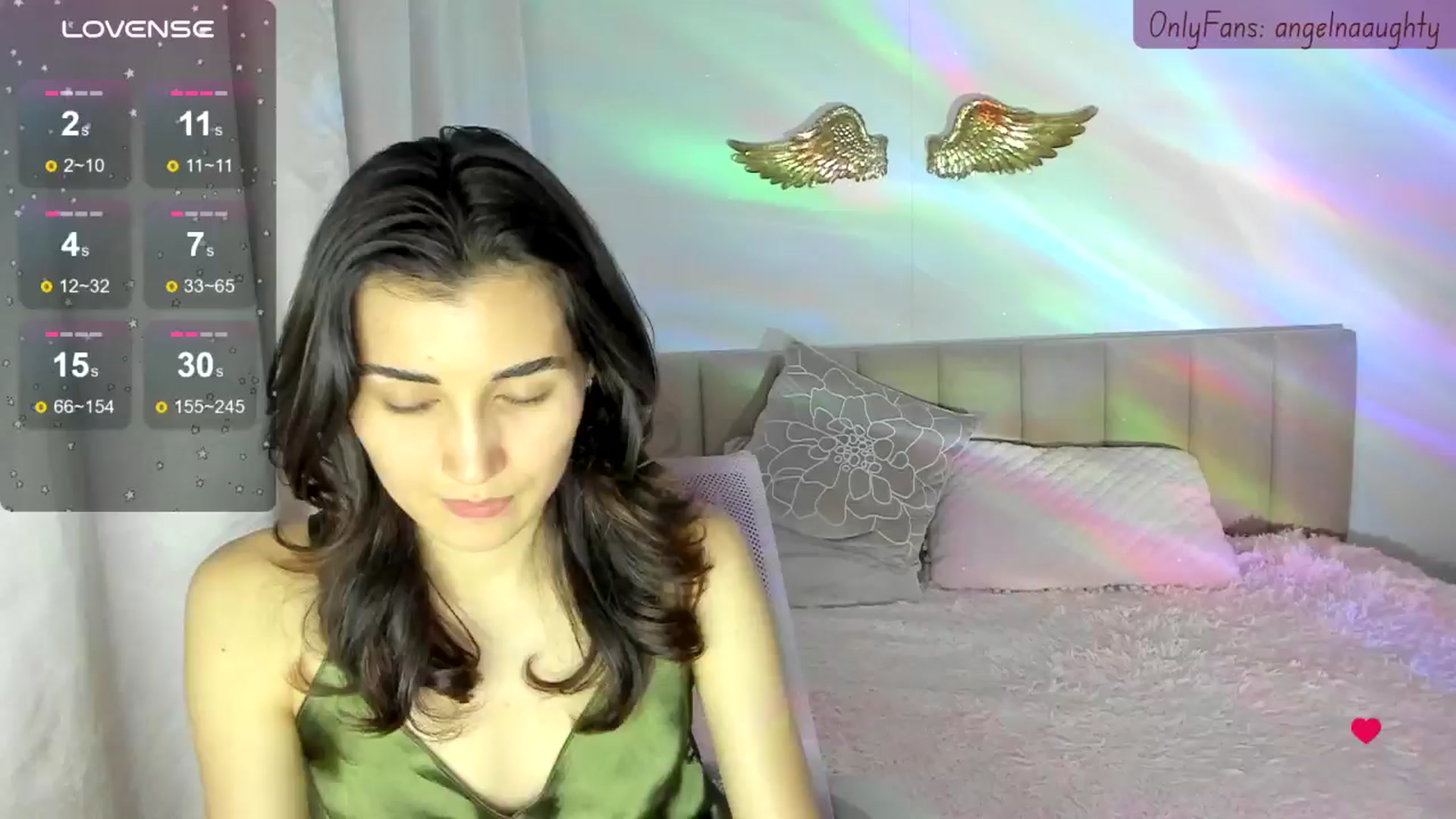 Gallery image thumbnail from Angelnaaughty's myfreecams stream on, 09/18/2024, 24:45 image 18 of 20