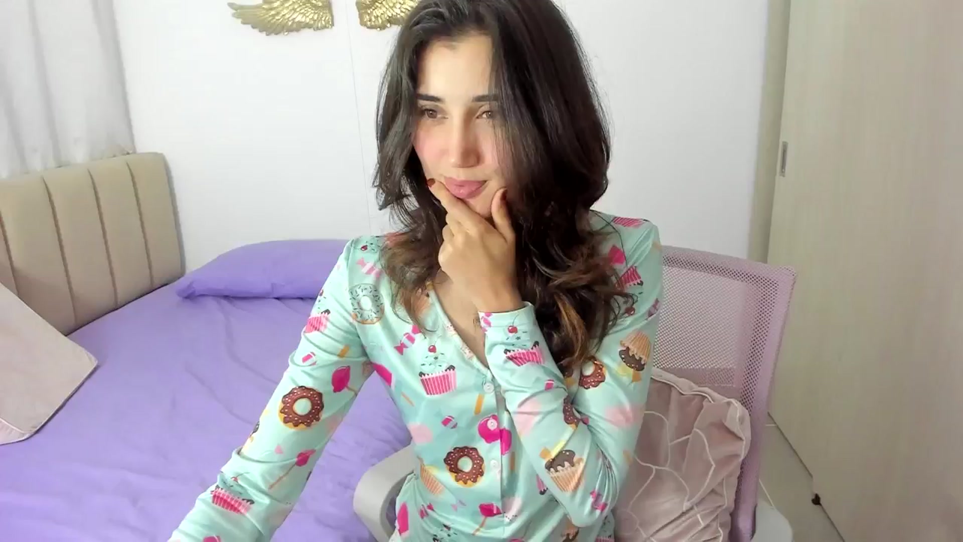 Gallery image thumbnail from Angelnaaughty's myfreecams stream on, 12/11/2024, 06:06 image 14 of 20