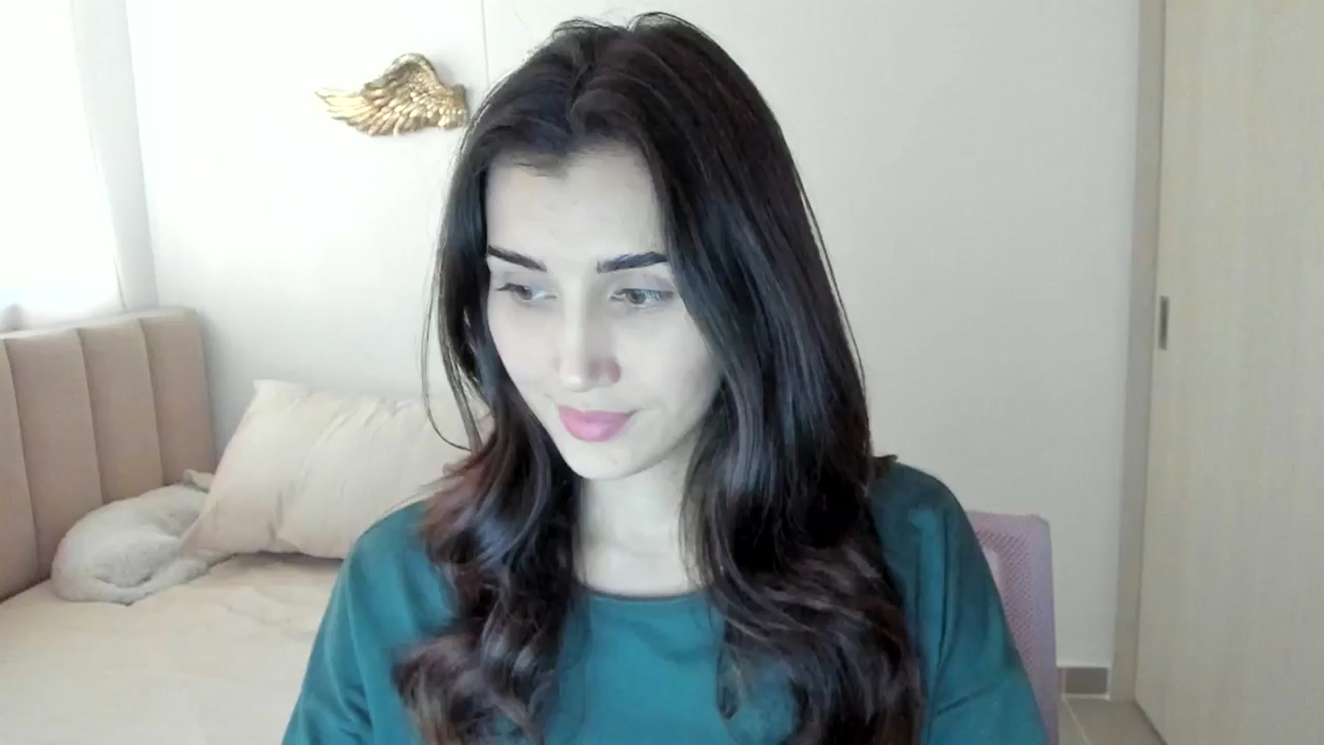 Gallery image thumbnail from Angelnaaughty's myfreecams stream on, 01/10/2025, 22:37 image 5 of 20