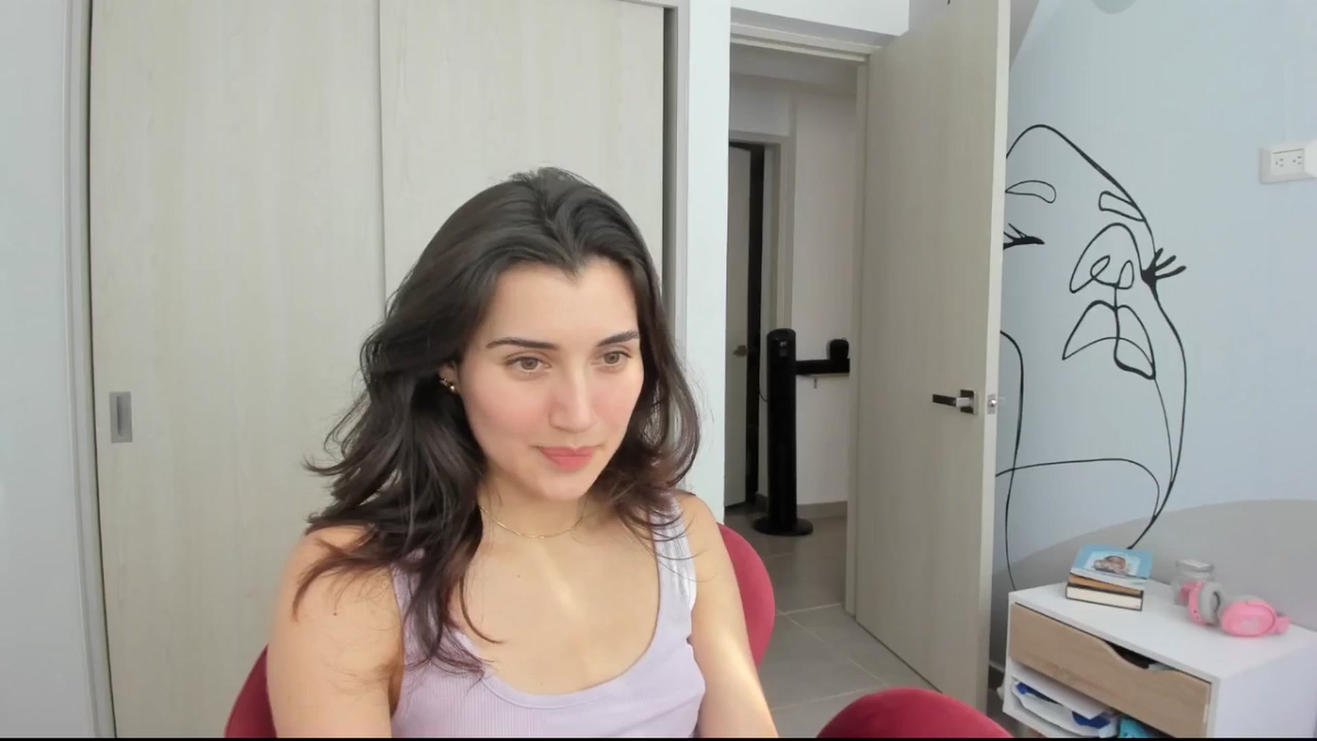 Gallery image thumbnail from Angelnaaughty's myfreecams stream on, 02/28/2025, 22:23 image 14 of 20