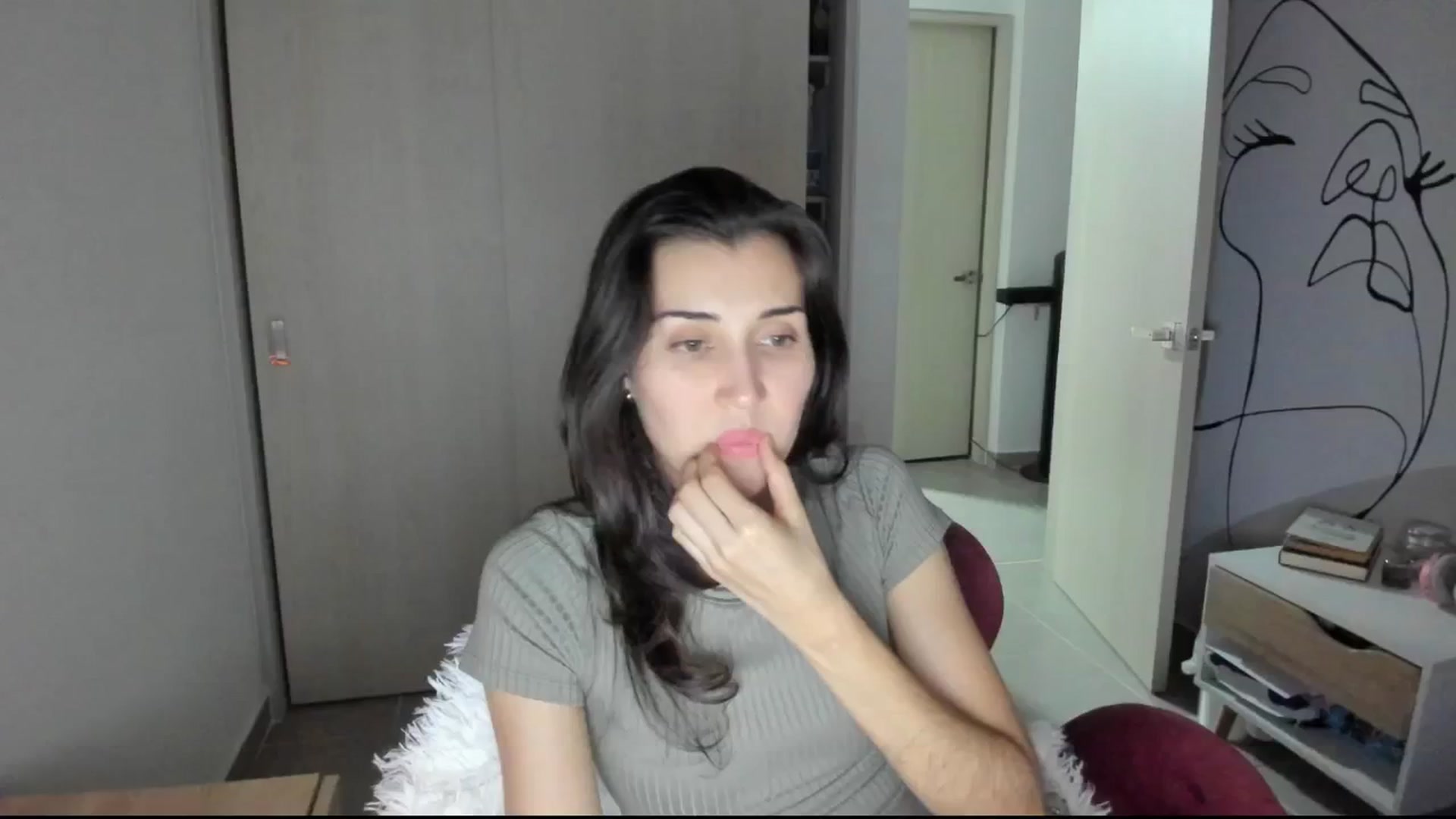 Gallery image thumbnail from Angelnaaughty's myfreecams stream on, 03/06/2025, 24:58 image 7 of 20