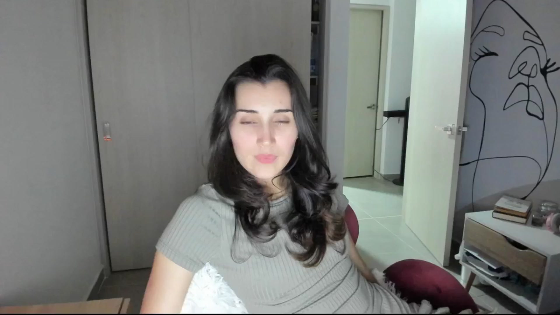 Gallery image thumbnail from Angelnaaughty's myfreecams stream on, 03/06/2025, 24:58 image 17 of 20