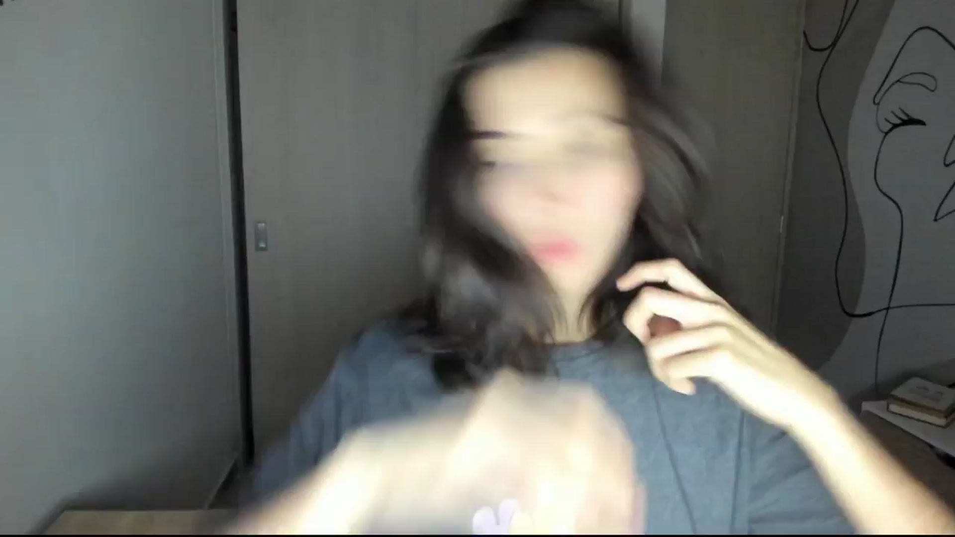 Gallery image thumbnail from Angelnaaughty's myfreecams stream on, 03/10/2025, 24:03 image 19 of 20