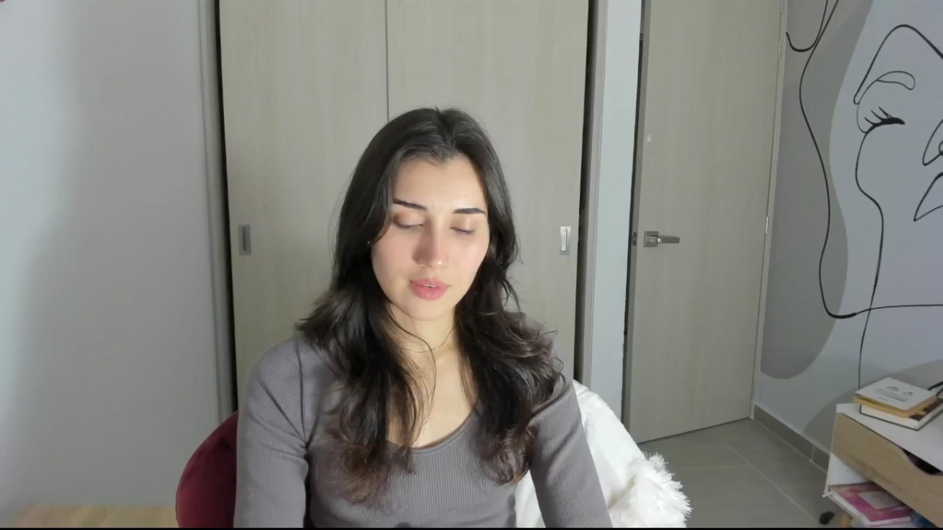 Gallery image thumbnail from Angelnaaughty's myfreecams stream on, 03/11/2025, 24:01 image 4 of 20