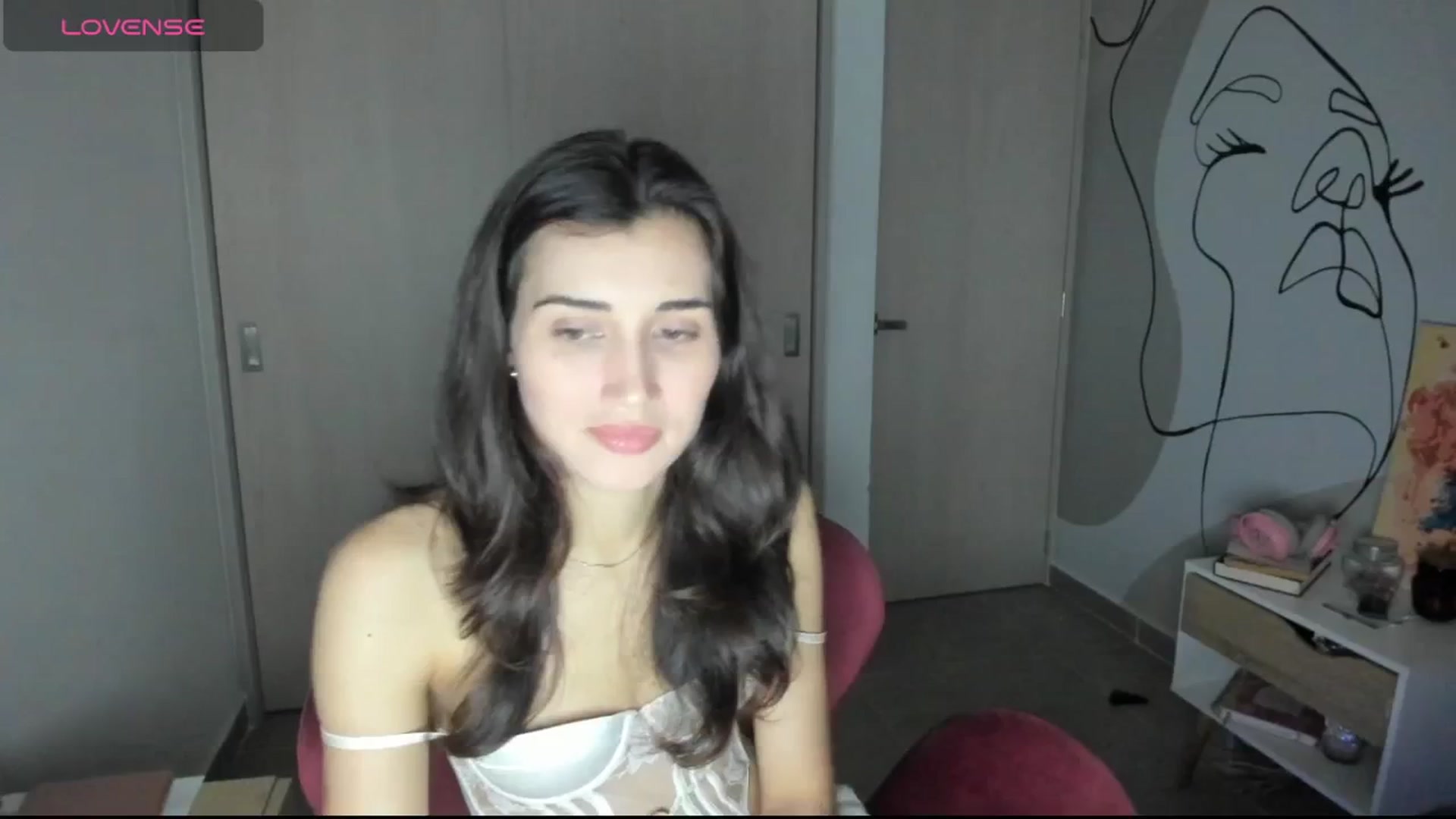 Gallery image thumbnail from Angelnaaughty's myfreecams stream on, 03/17/2025, 23:51 image 11 of 20