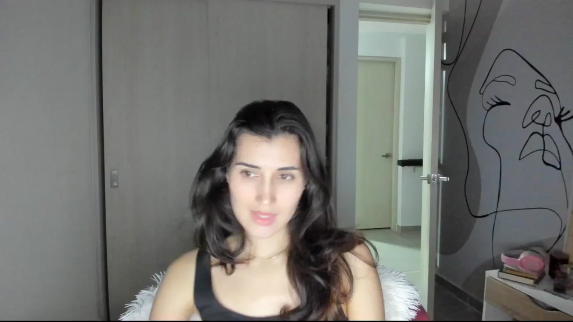 Gallery image thumbnail from Angelnaaughty's myfreecams stream on, 03/19/2025, 23:41 image 19 of 20