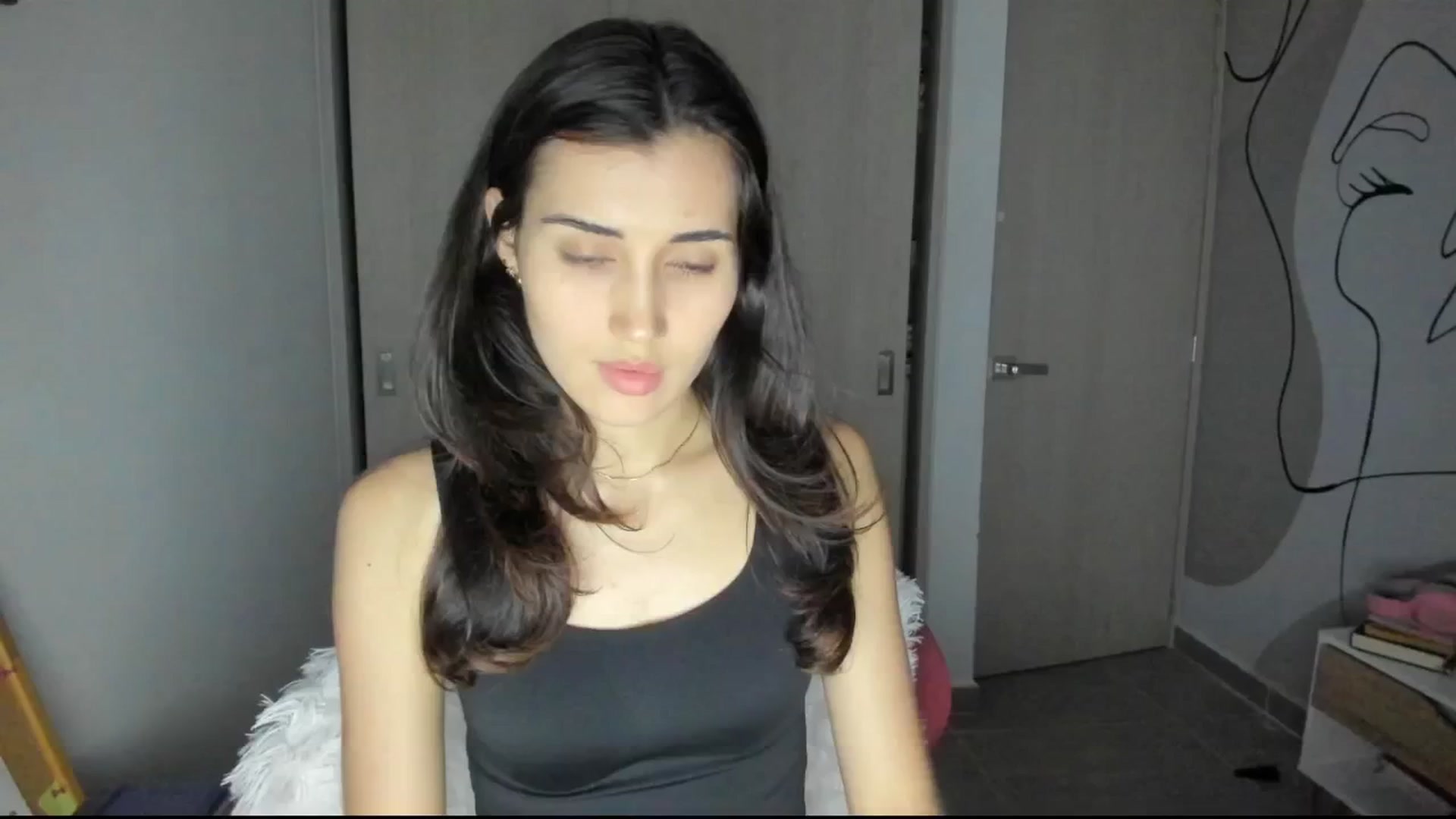 Gallery image thumbnail from Angelnaaughty's myfreecams stream on, 03/19/2025, 23:41 image 8 of 20