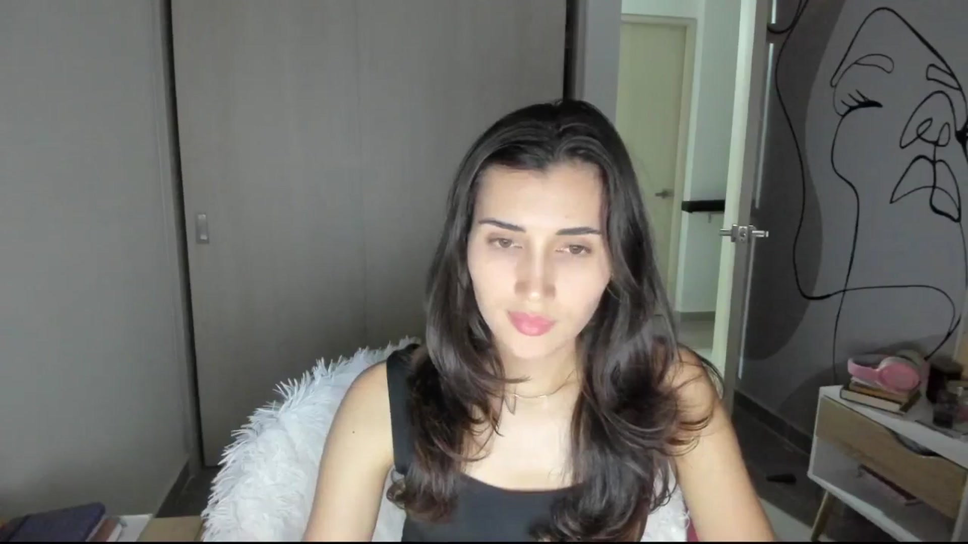 Gallery image thumbnail from Angelnaaughty's myfreecams stream on, 03/20/2025, 24:03 image 2 of 20