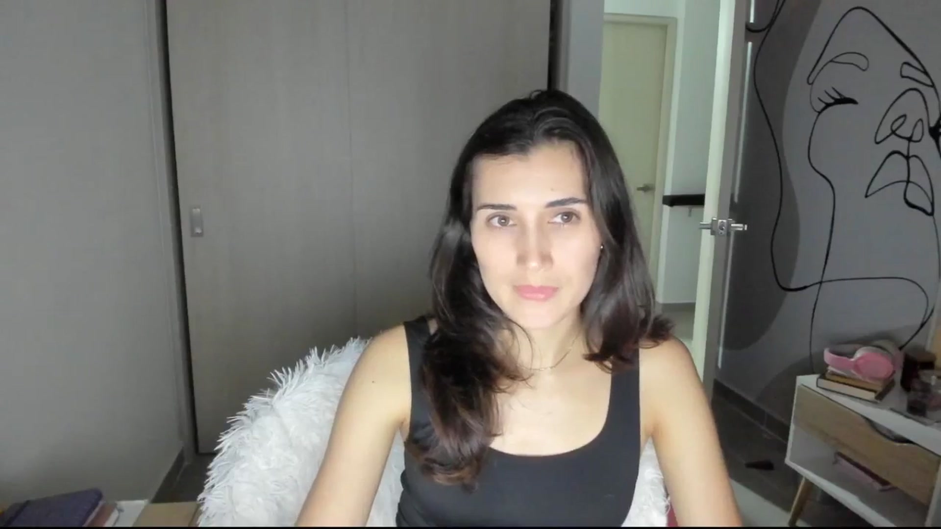 Gallery image thumbnail from Angelnaaughty's myfreecams stream on, 03/20/2025, 24:03 image 7 of 20