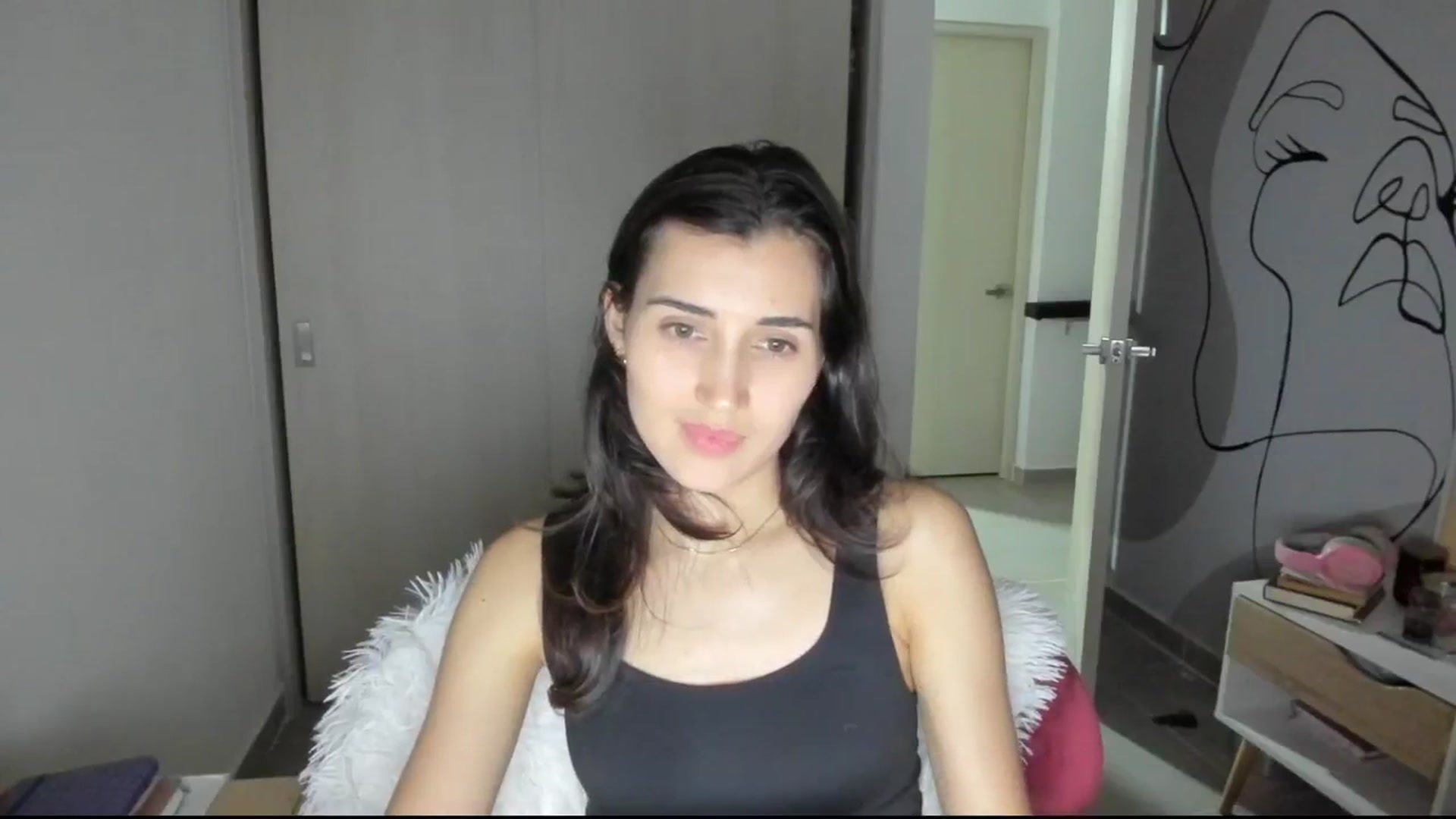 Gallery image thumbnail from Angelnaaughty's myfreecams stream on, 03/20/2025, 24:03 image 14 of 20