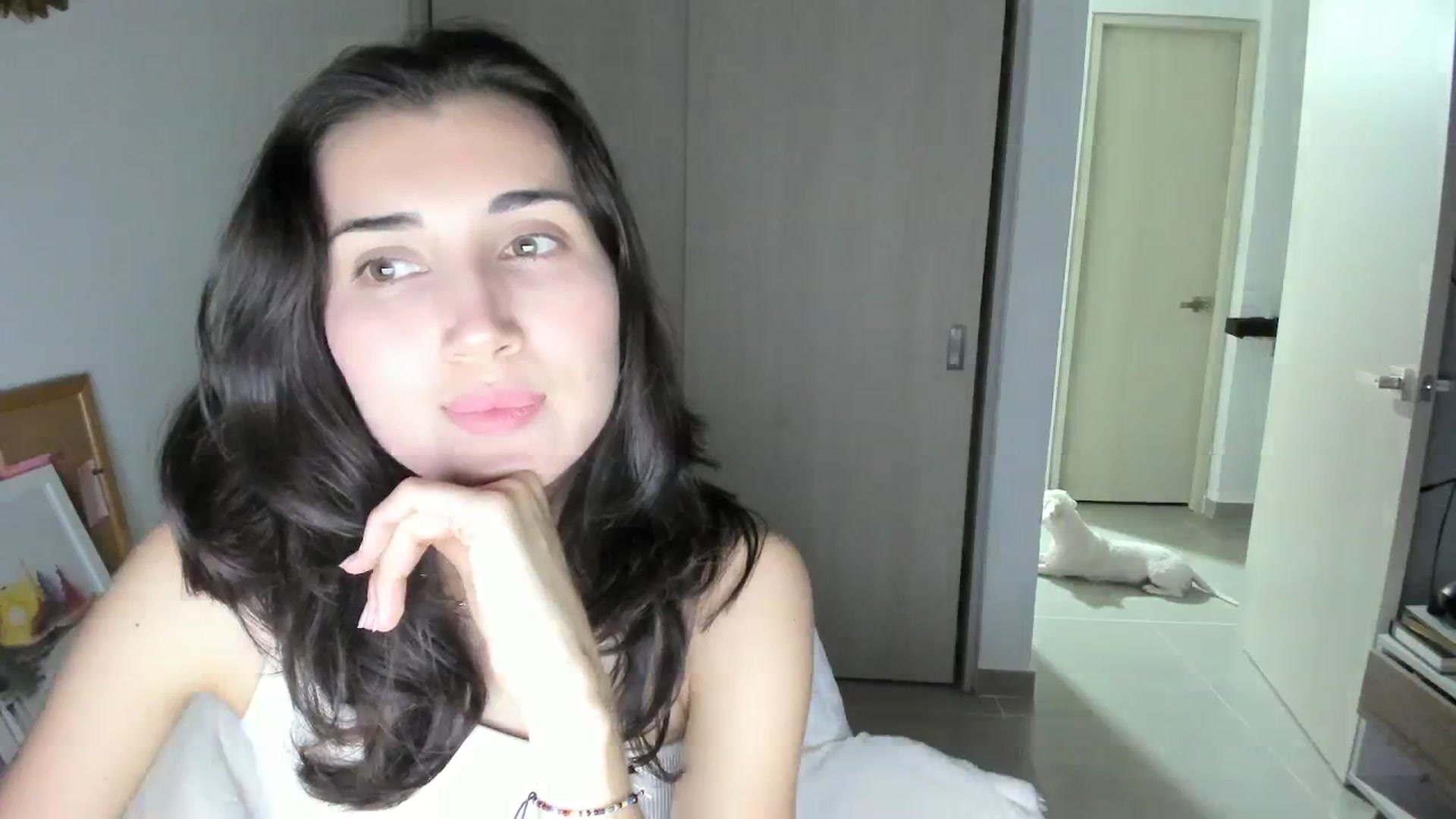 Gallery image thumbnail from Angelnaaughty's myfreecams stream on, 05/06/2025, 24:36 image 6 of 20