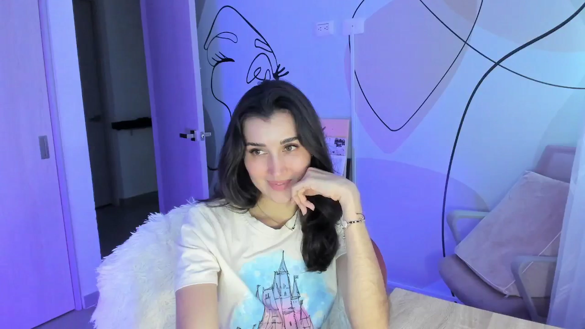 Gallery image thumbnail from Angelnaaughty's myfreecams stream on, 05/15/2025, 22:29 image 9 of 20