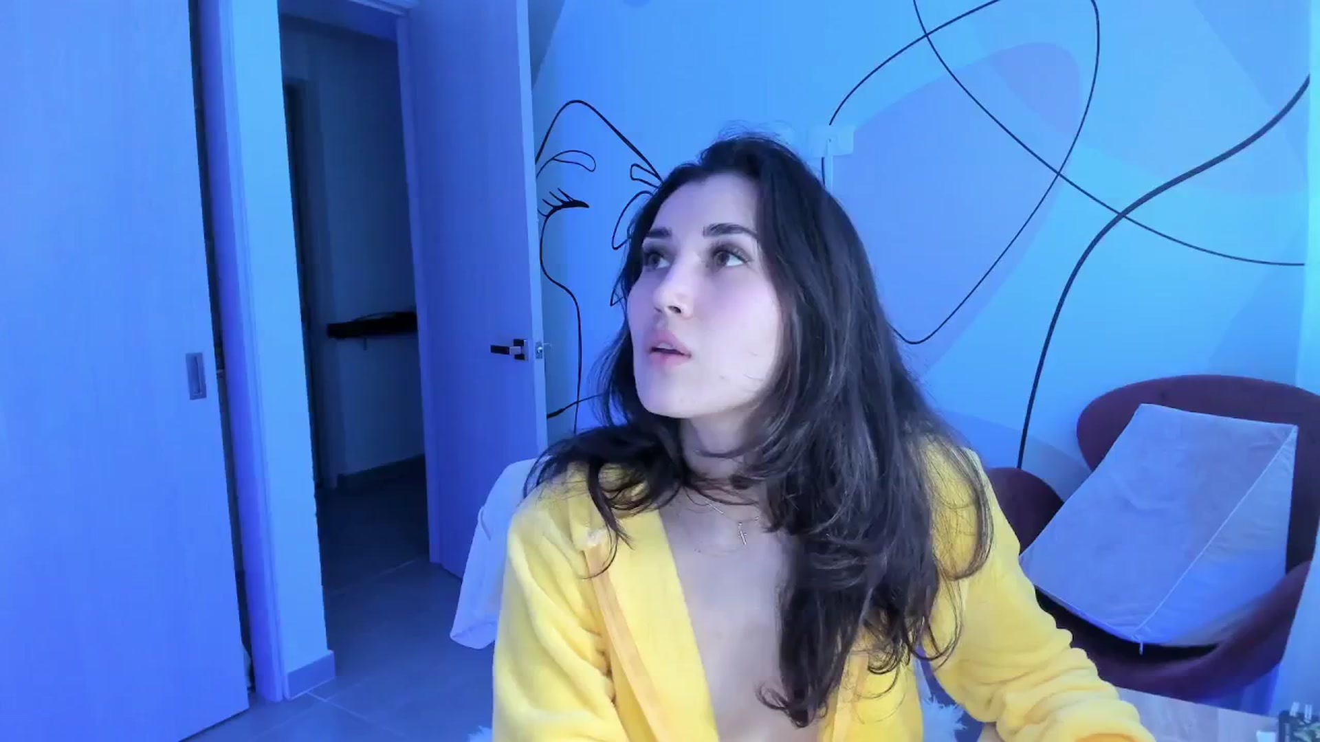 Gallery image thumbnail from Angelnaaughty's myfreecams stream on, 05/31/2025, 23:04 image 13 of 20