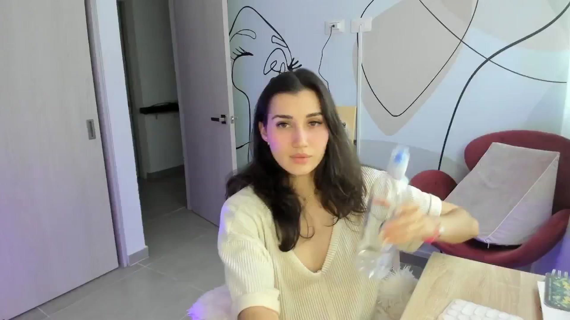 Gallery image thumbnail from Angelnaaughty's myfreecams stream on, 05/31/2025, 23:04 image 9 of 20