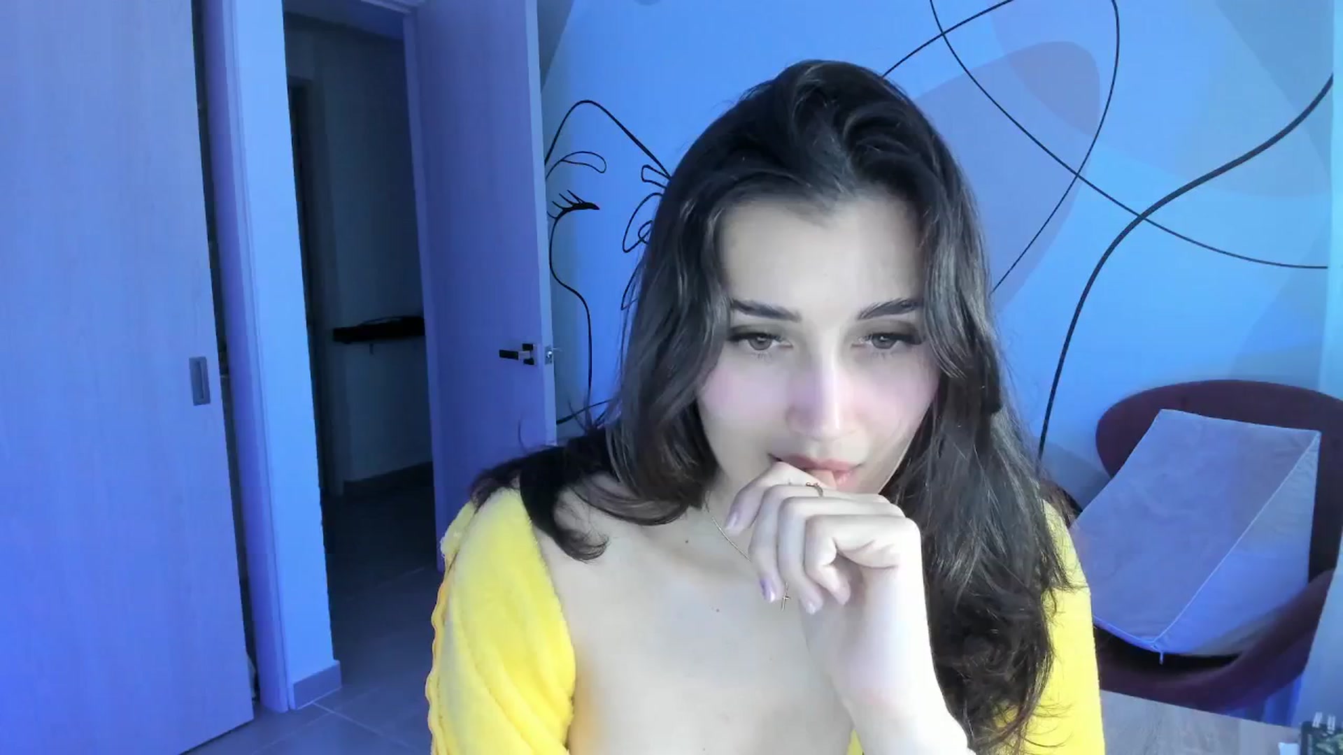 Gallery image thumbnail from Angelnaaughty's myfreecams stream on, 05/31/2025, 23:04 image 15 of 20