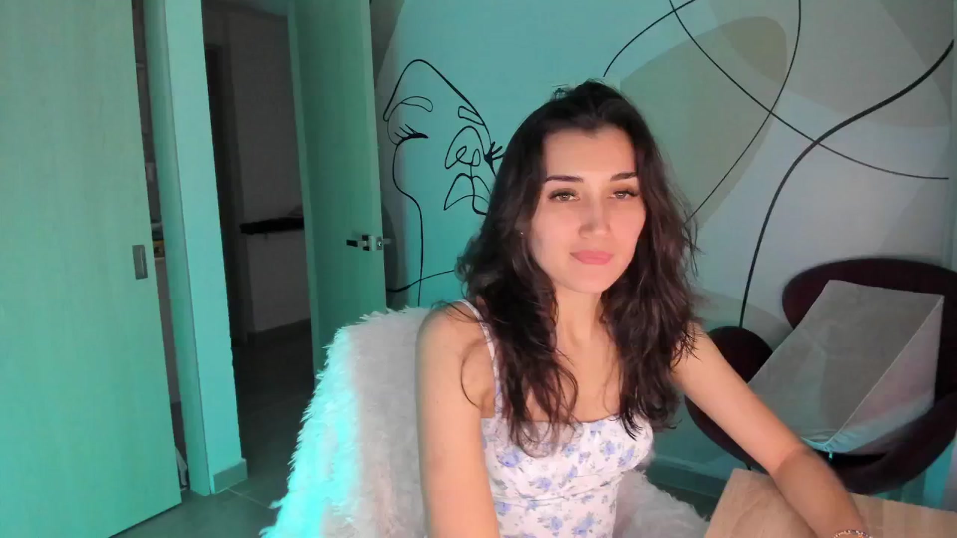 Gallery image thumbnail from Angelnaaughty's myfreecams stream on, 06/02/2025, 23:59 image 10 of 20