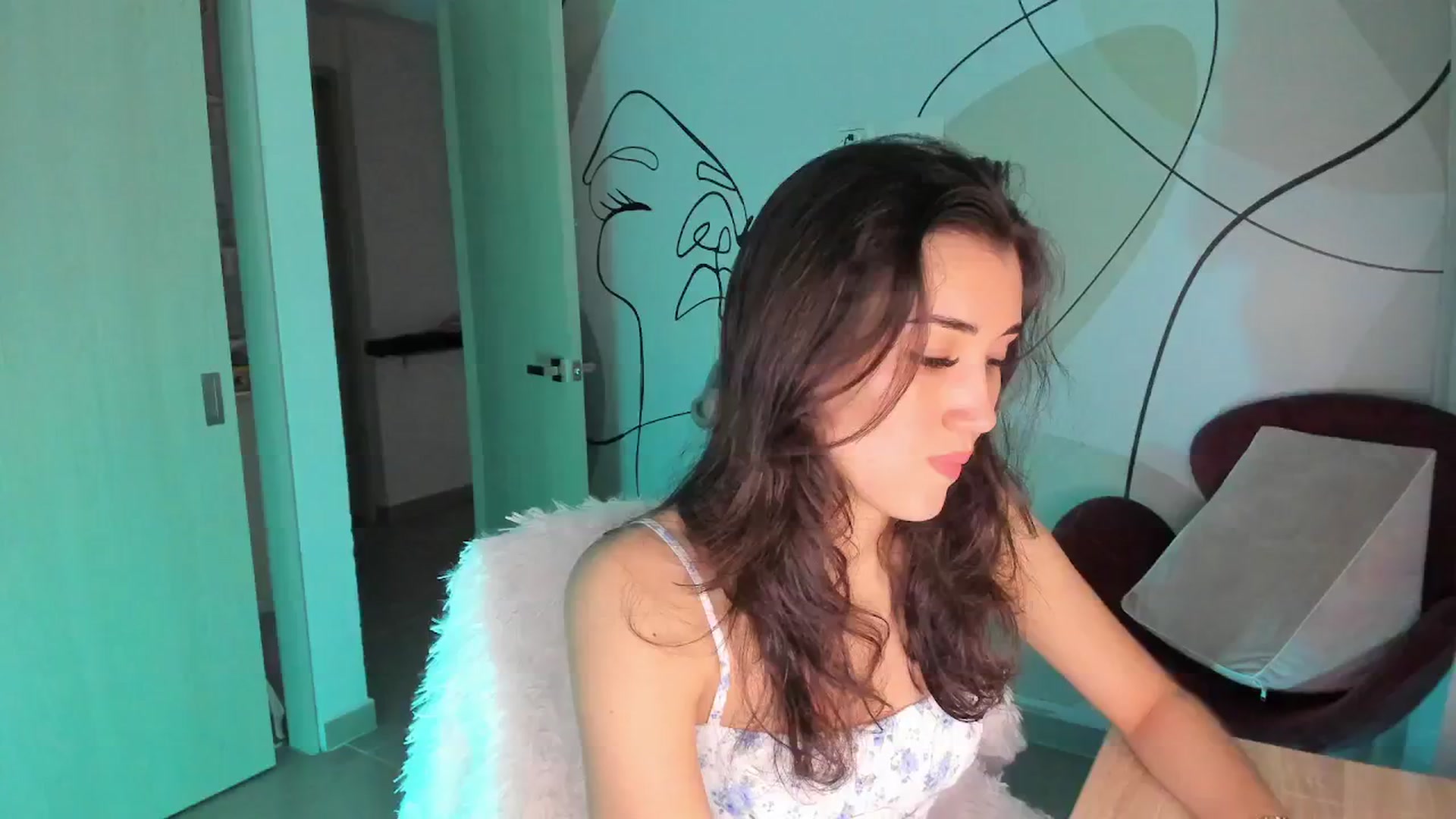 Gallery image thumbnail from Angelnaaughty's myfreecams stream on, 06/02/2025, 23:59 image 20 of 20