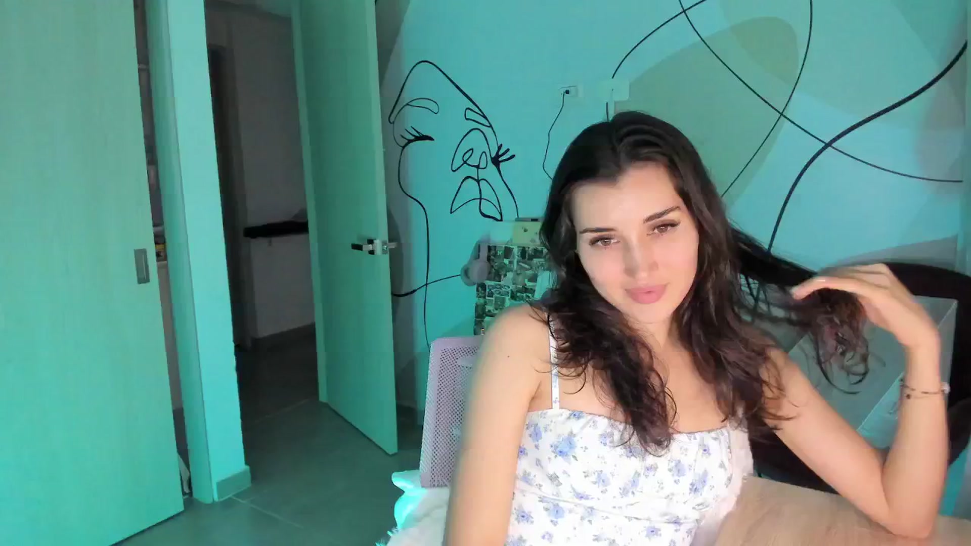 Gallery image thumbnail from Angelnaaughty's myfreecams stream on, 06/02/2025, 23:59 image 8 of 20