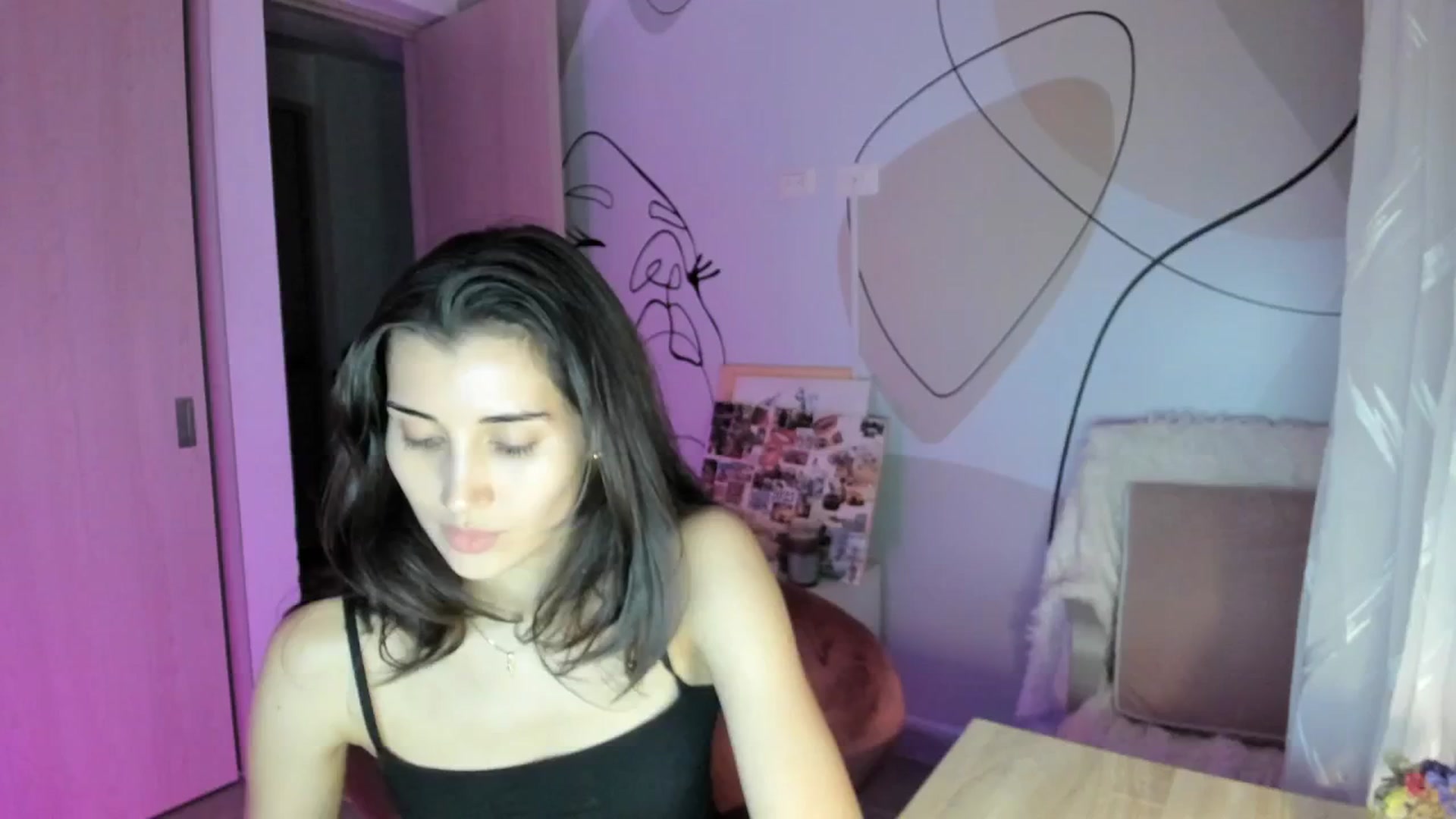 Gallery image thumbnail from Angelnaaughty's myfreecams stream on, 09/13/2025, 24:09 image 13 of 20