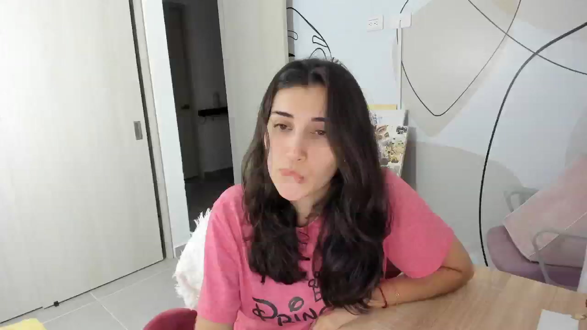 Gallery image thumbnail from Angelnaaughty's myfreecams stream on, 09/28/2025, 23:05 image 7 of 20