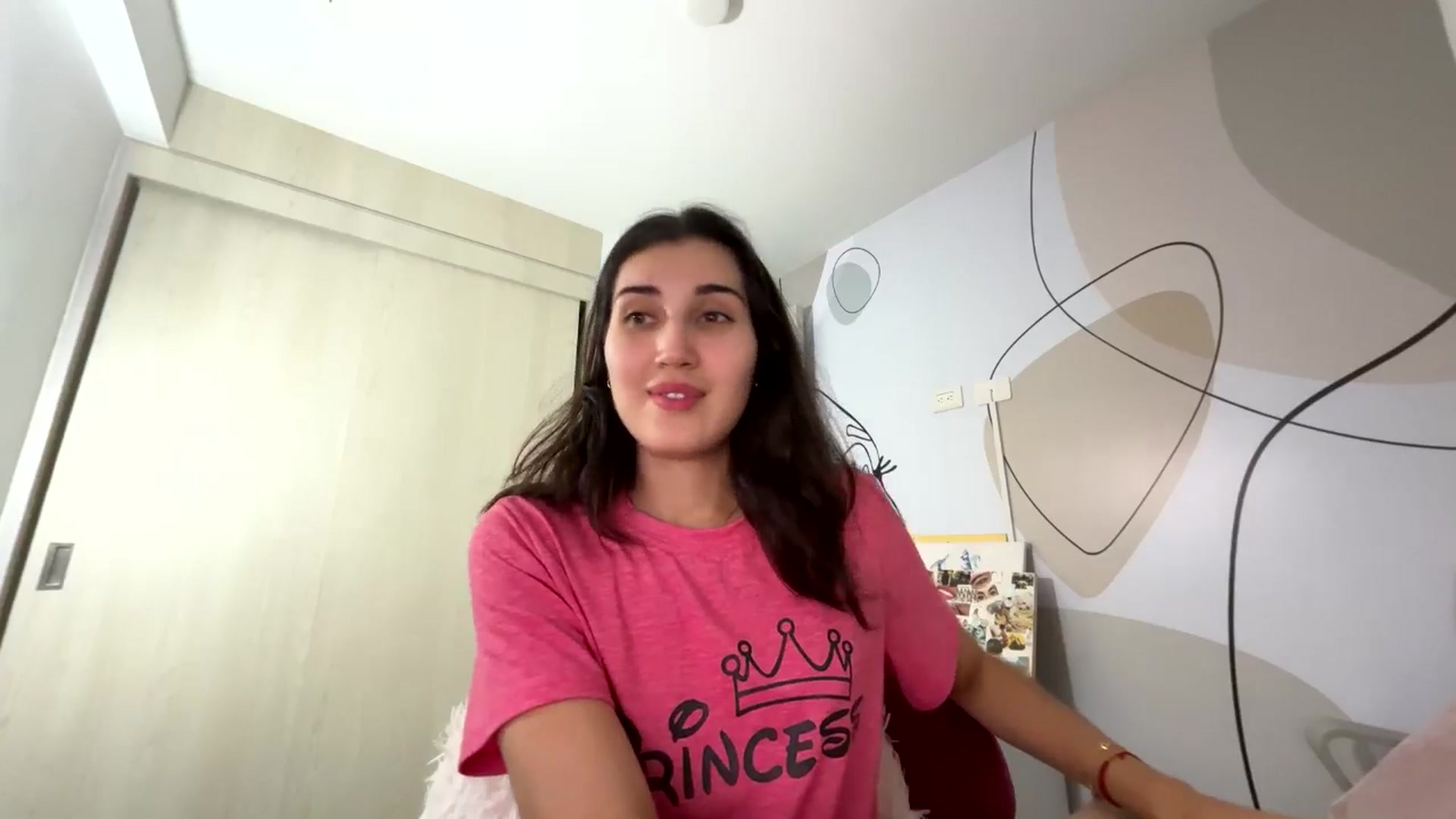 Gallery image thumbnail from Angelnaaughty's myfreecams stream on, 09/28/2025, 23:41 image 7 of 20