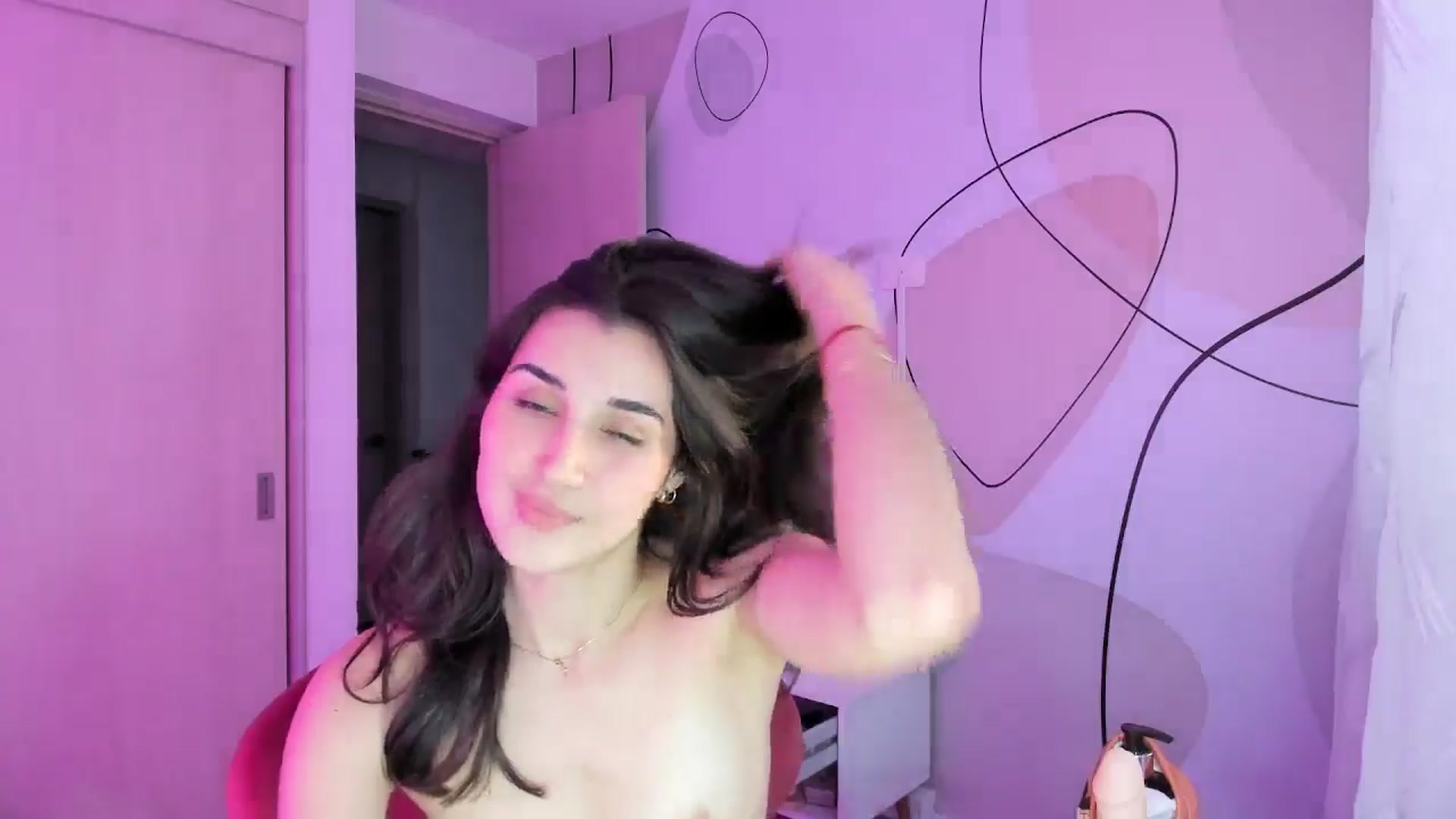 Gallery image thumbnail from Angelnaaughty's myfreecams stream on, 10/21/2025, 22:29 image 16 of 20