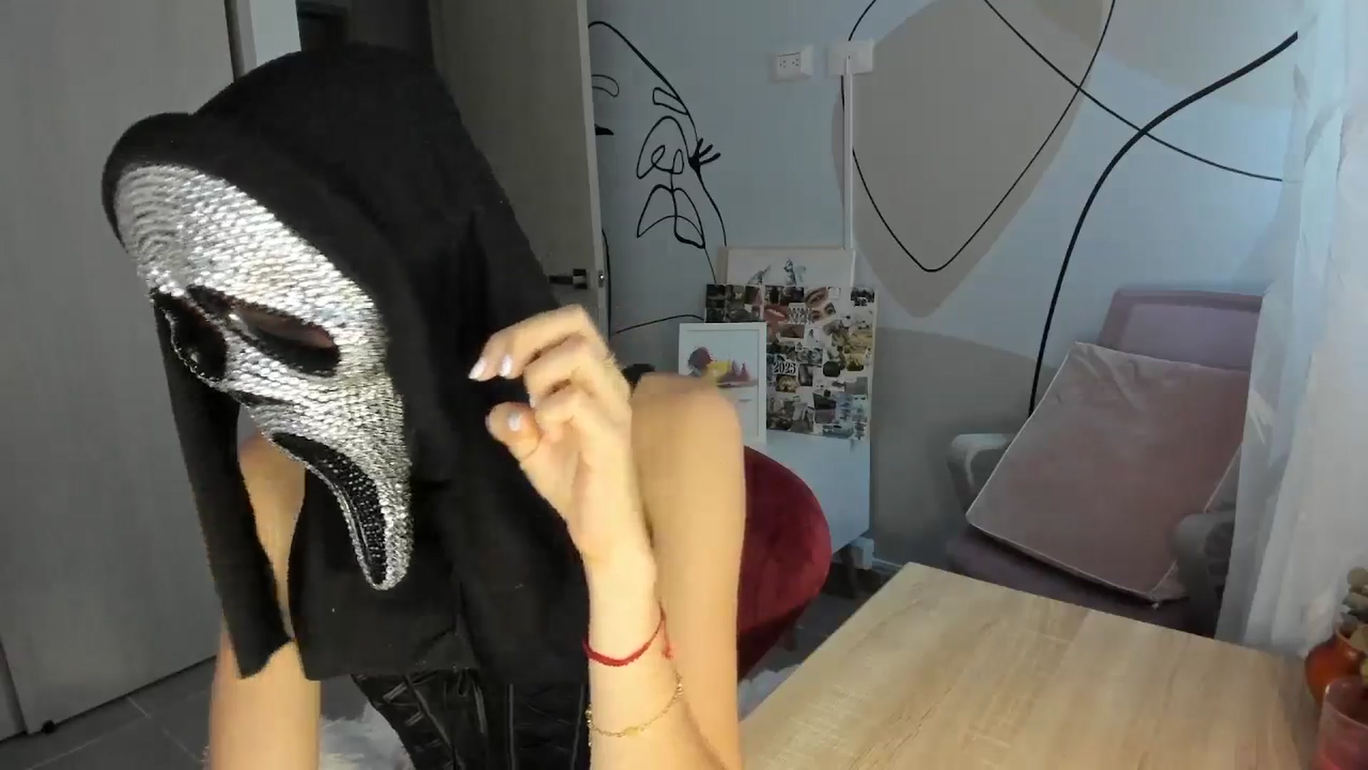 Gallery image thumbnail from Angelnaaughty's myfreecams stream on, 10/23/2025, 22:10 image 20 of 20