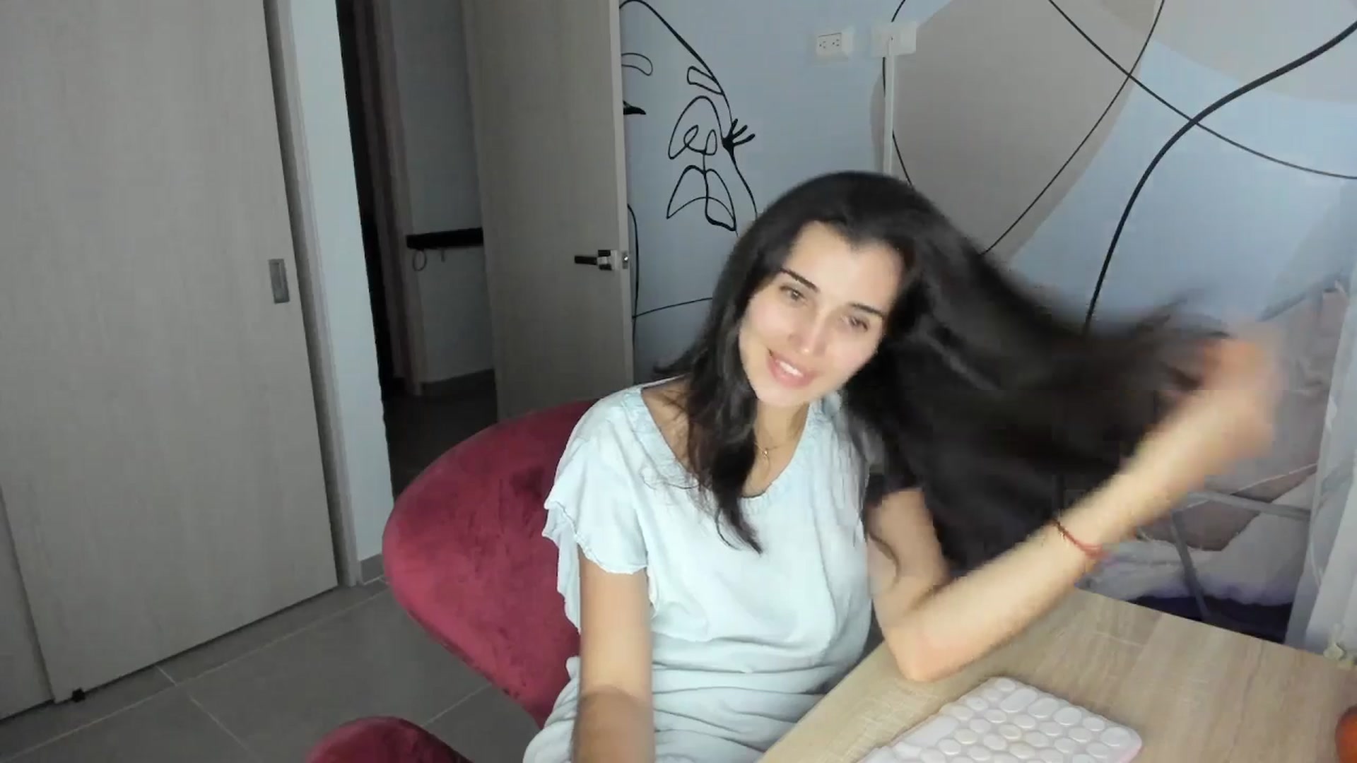 Gallery image thumbnail from Angelnaaughty's myfreecams stream on, 11/06/2025, 22:50 image 4 of 20