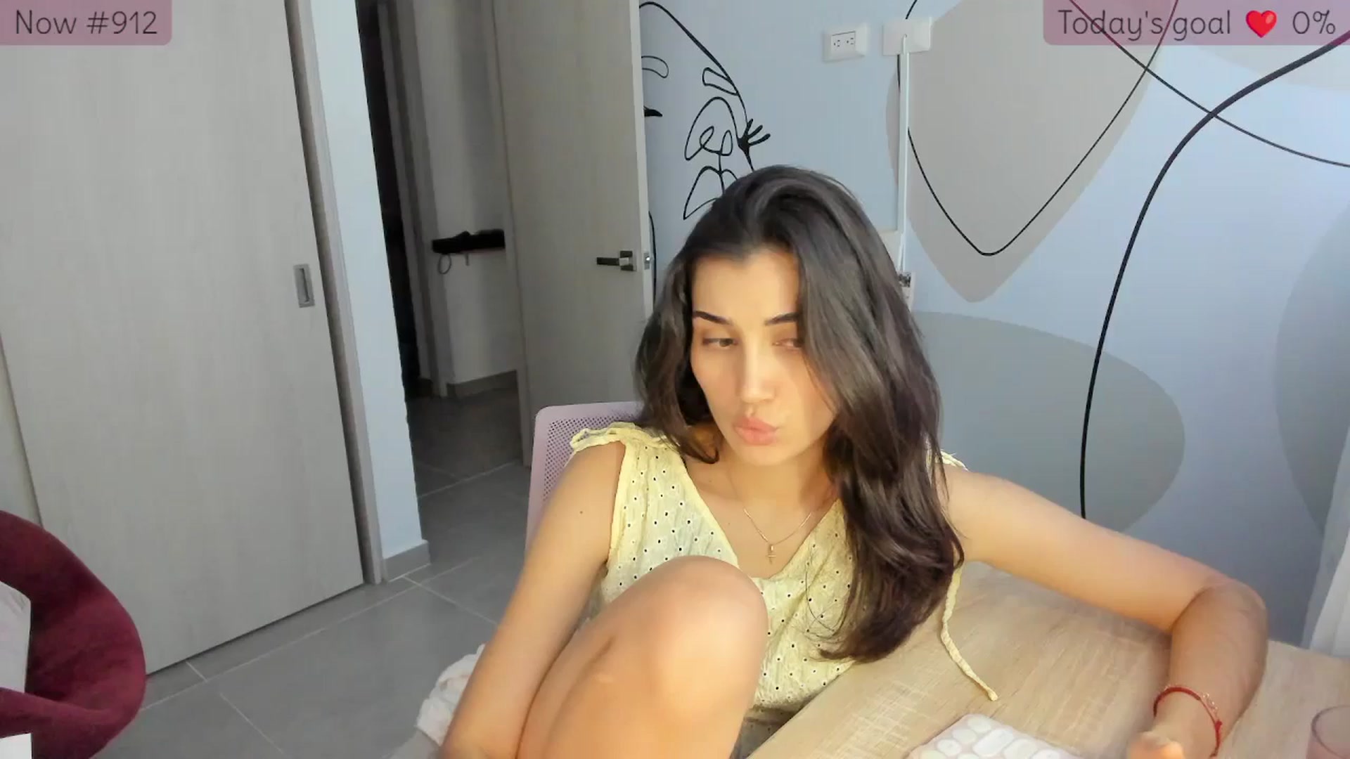 Gallery image thumbnail from Angelnaaughty's myfreecams stream on, 11/15/2025, 22:18 image 1 of 20