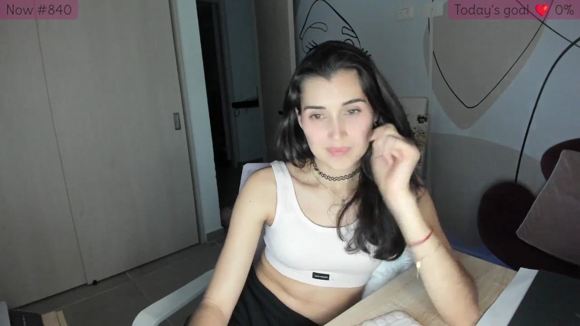 Gallery image thumbnail from Angelnaaughty's myfreecams stream on, 11/26/2025, 24:03 image 10 of 20