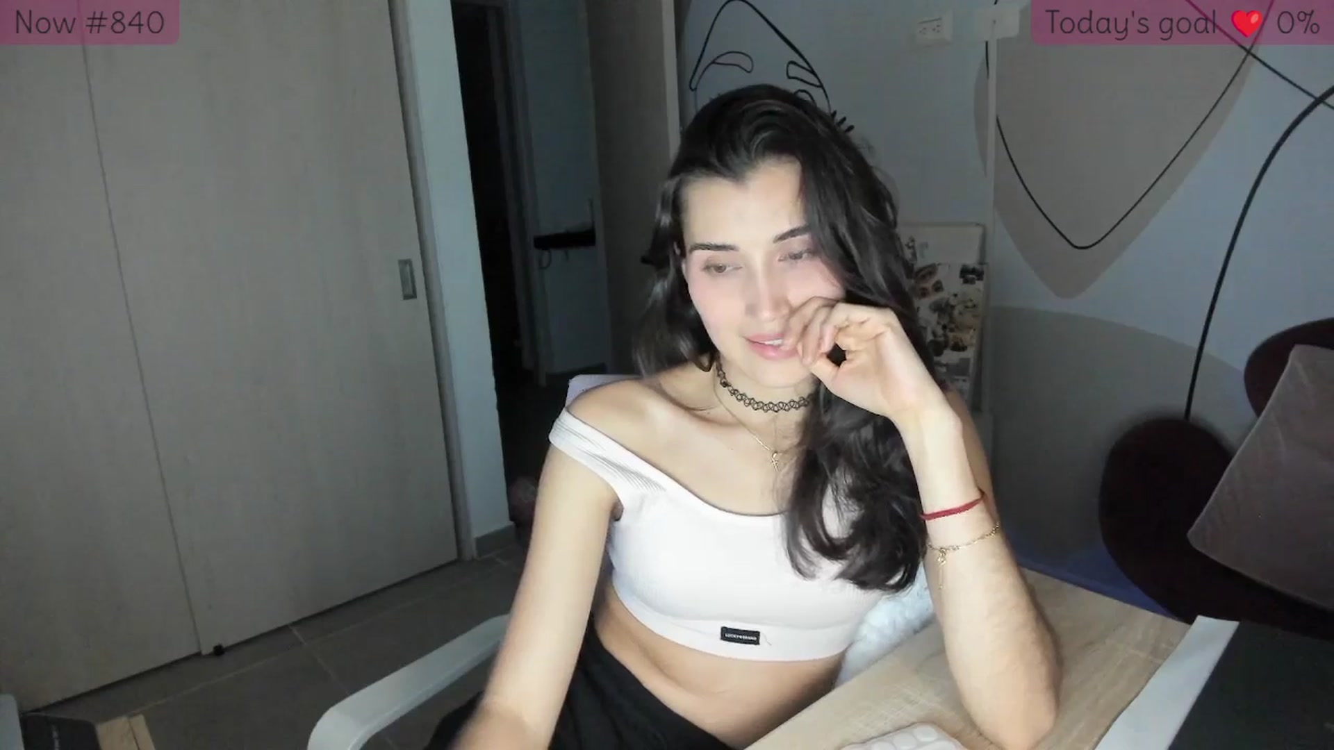 Gallery image thumbnail from Angelnaaughty's myfreecams stream on, 11/26/2025, 24:03 image 7 of 20