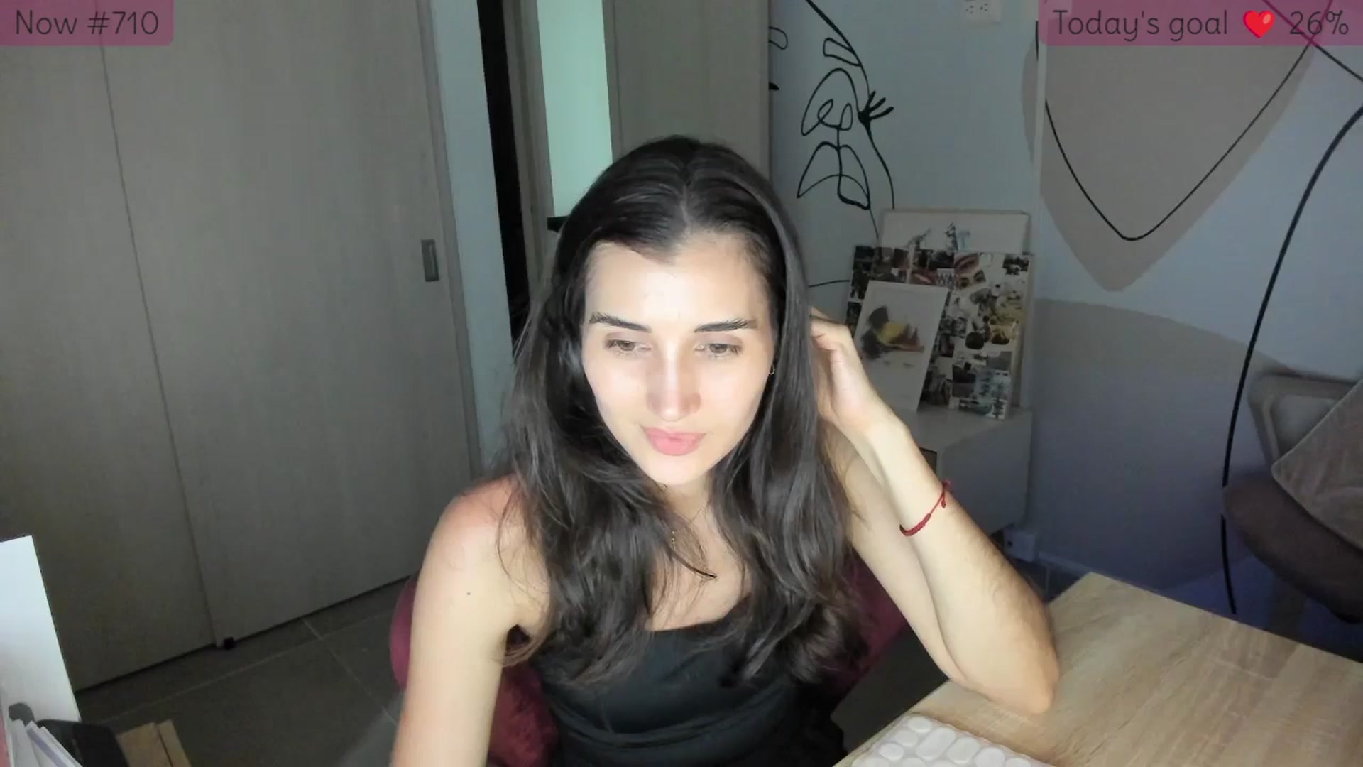 Gallery image thumbnail from Angelnaaughty's myfreecams stream on, 12/01/2025, 24:30 image 2 of 20