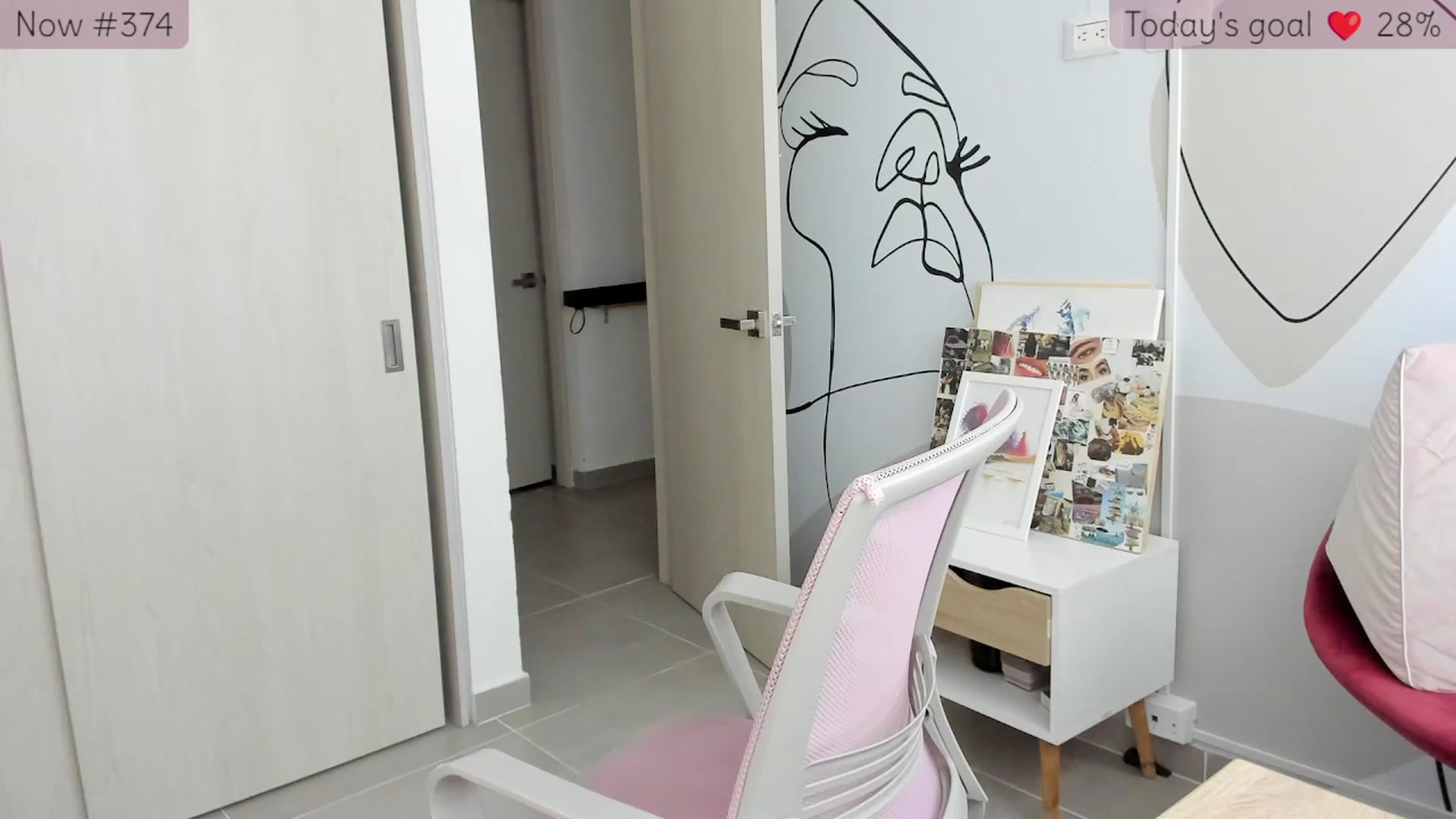 Gallery image thumbnail from Angelnaaughty's myfreecams stream on, 12/02/2025, 19:19 image 18 of 20