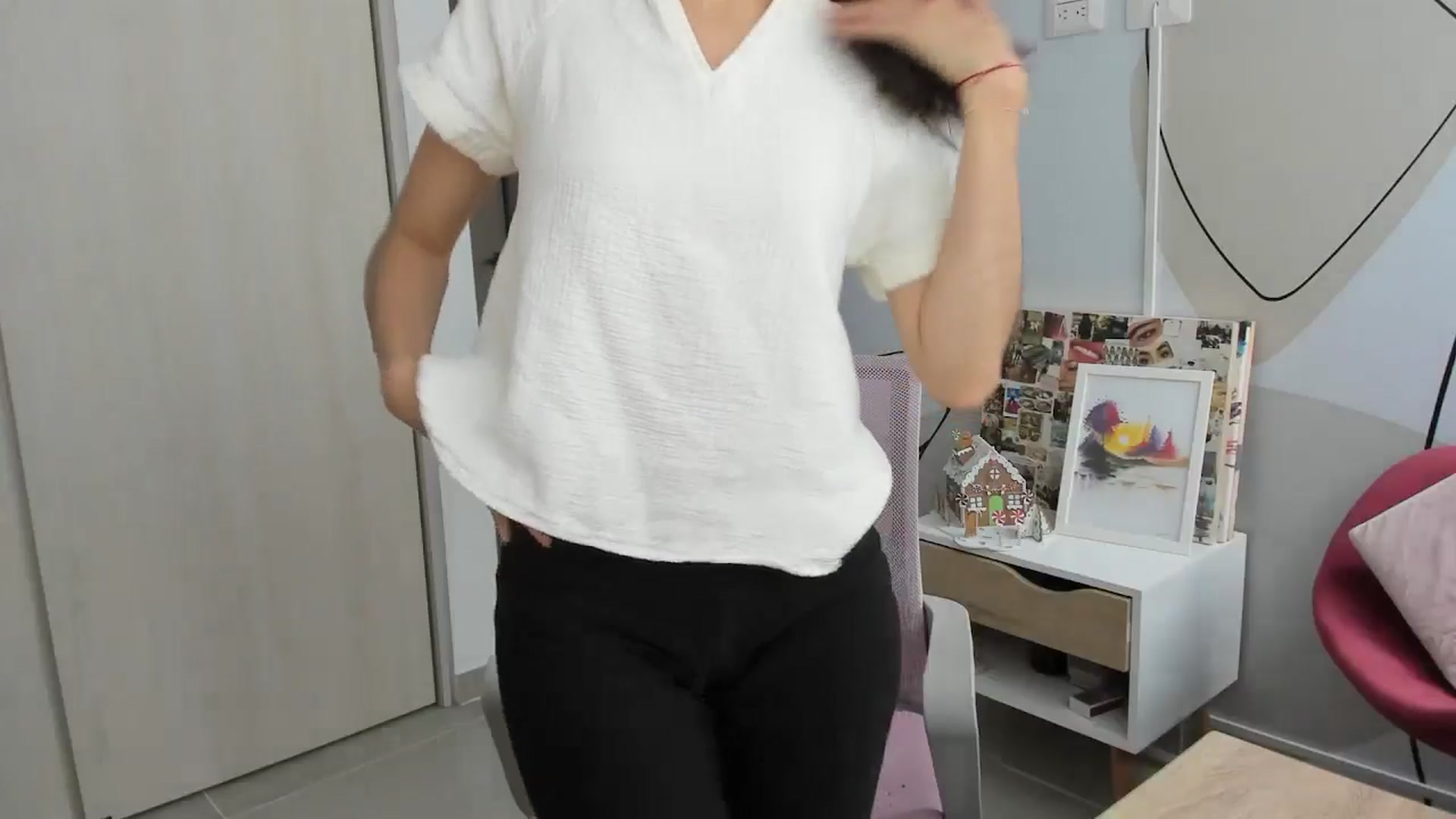 Gallery image thumbnail from Angelnaaughty's myfreecams stream on, 12/12/2025, 20:37 image 7 of 20