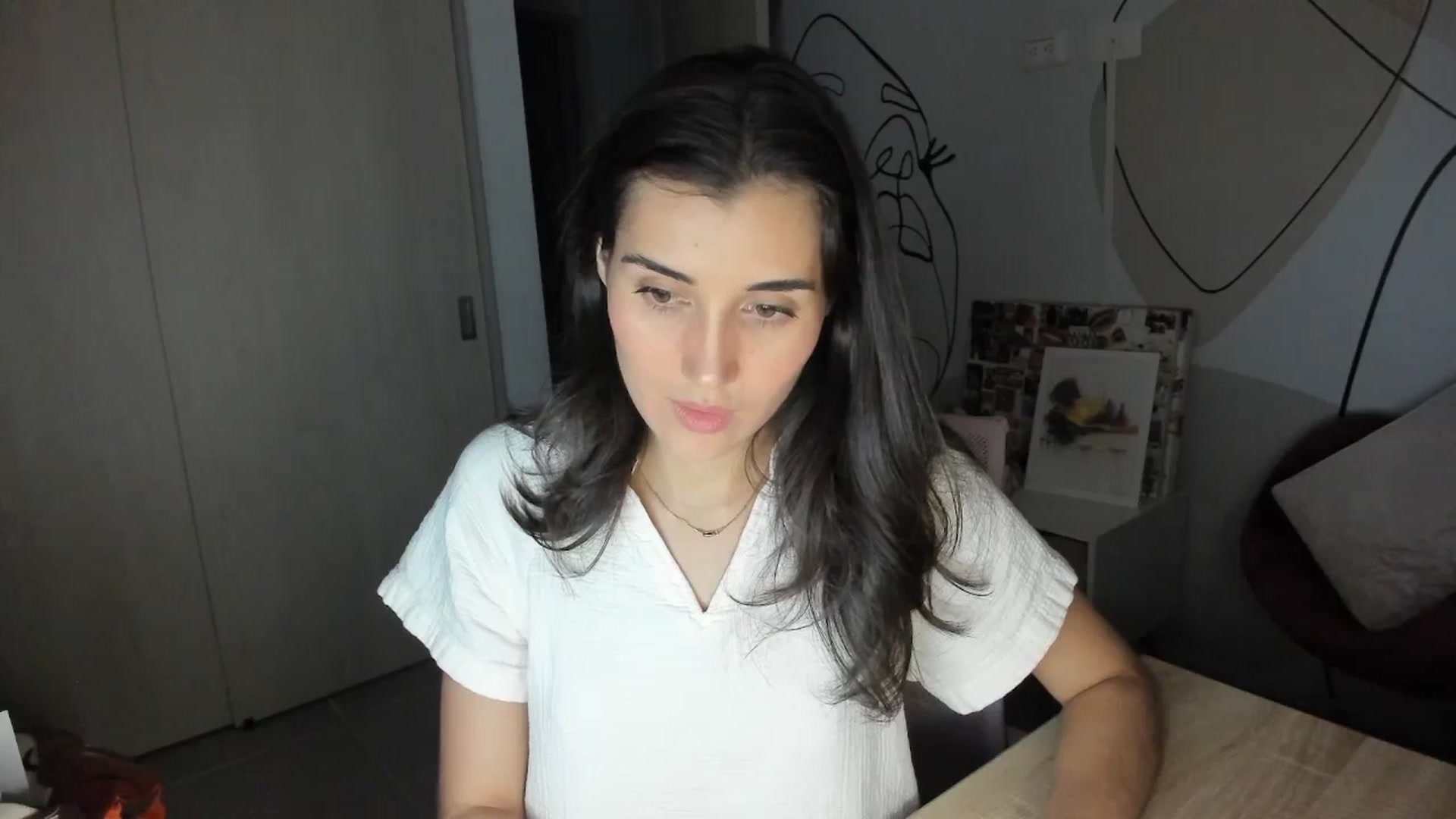 Gallery image thumbnail from Angelnaaughty's myfreecams stream on, 12/12/2025, 23:00 image 20 of 20