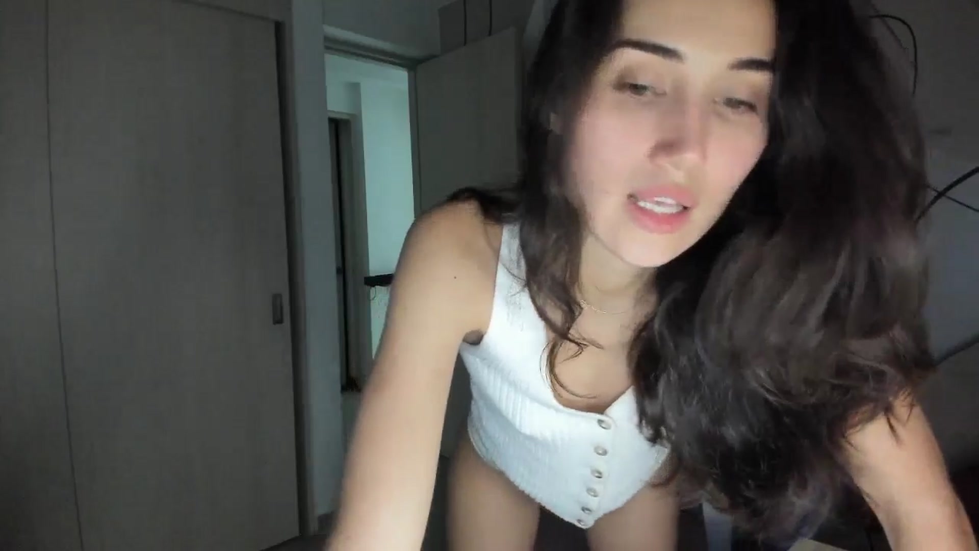 Gallery image thumbnail from Angelnaaughty's myfreecams stream on, 12/14/2025, 24:01 image 20 of 20