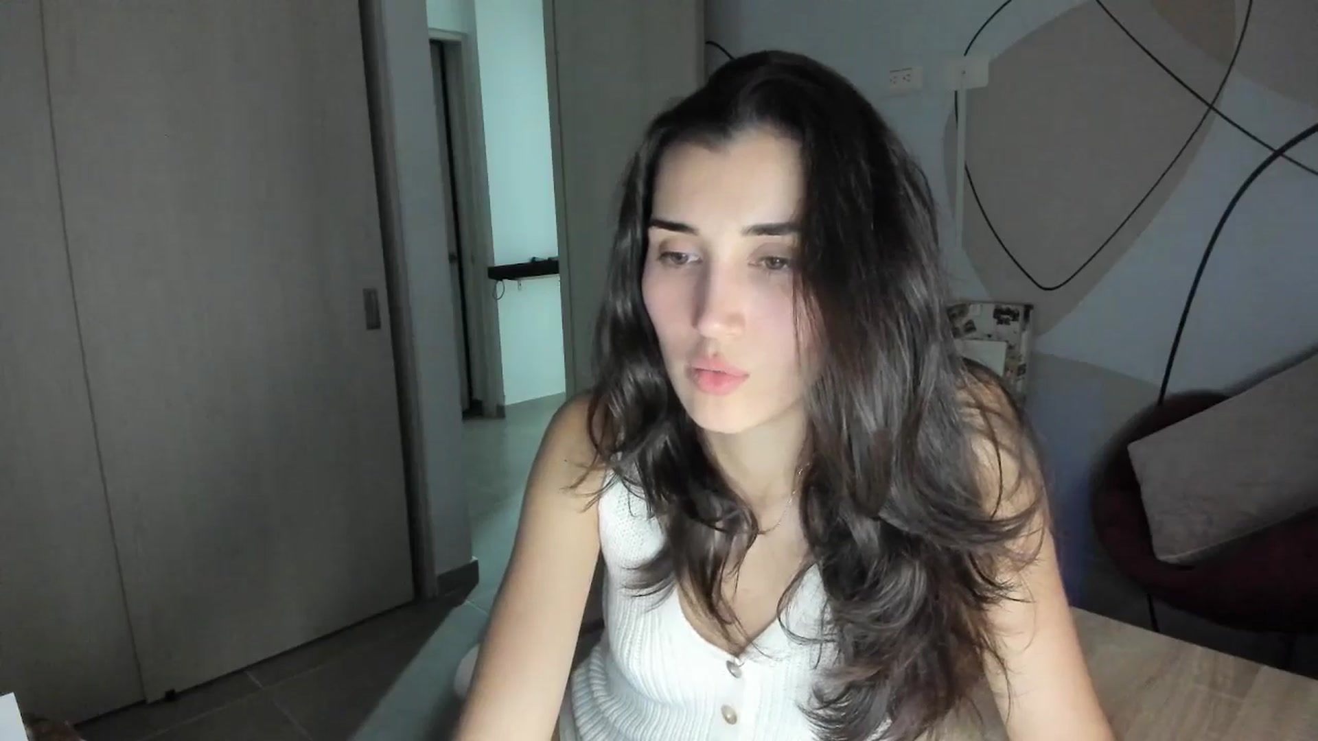 Gallery image thumbnail from Angelnaaughty's myfreecams stream on, 12/14/2025, 24:40 image 9 of 20