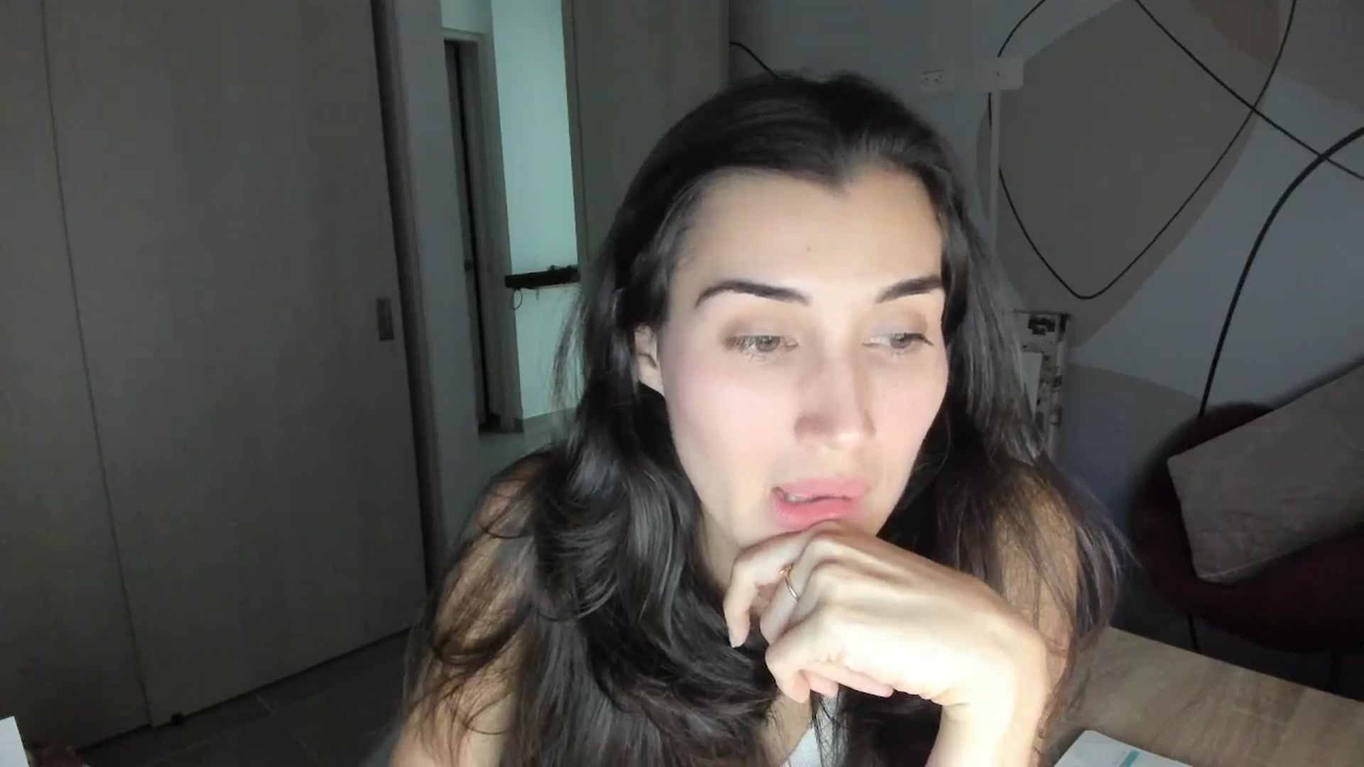 Gallery image thumbnail from Angelnaaughty's myfreecams stream on, 12/14/2025, 24:40 image 11 of 20
