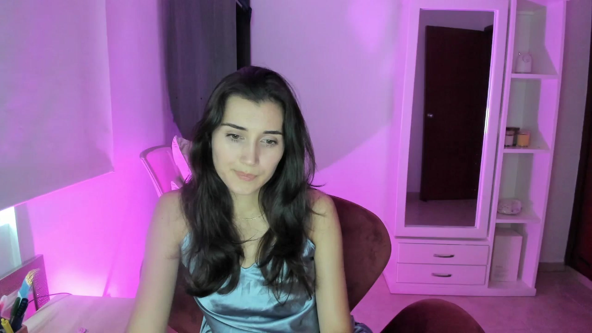 Gallery image thumbnail from Angelnaaughty's myfreecams stream on, 01/29/2026, 23:29 image 4 of 20