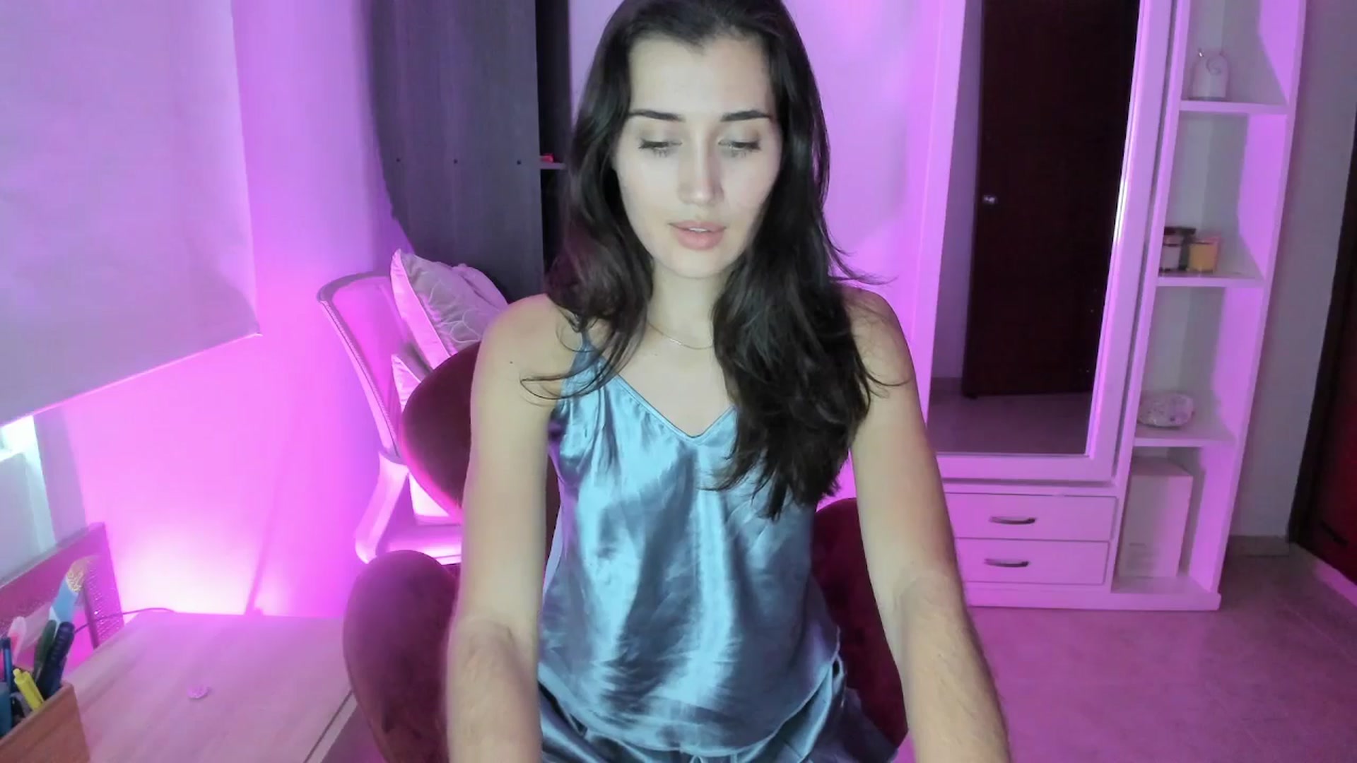 Gallery image thumbnail from Angelnaaughty's myfreecams stream on, 01/29/2026, 23:29 image 11 of 20