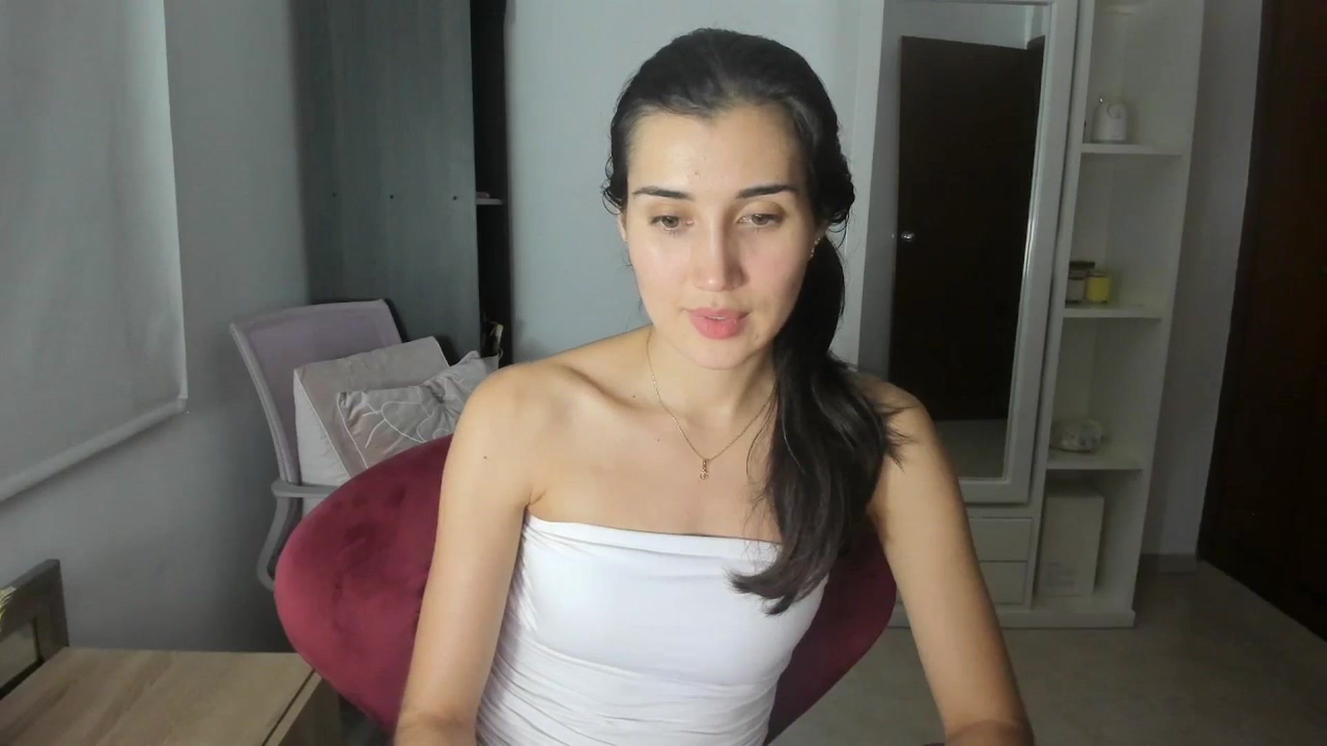 Gallery image thumbnail from Angelnaaughty's myfreecams stream on, 02/01/2026, 24:15 image 3 of 20