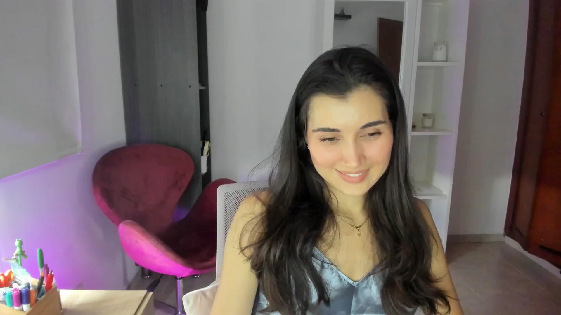 Gallery image thumbnail from Angelnaaughty's myfreecams stream on, 03/10/2026, 20:43 image 8 of 20