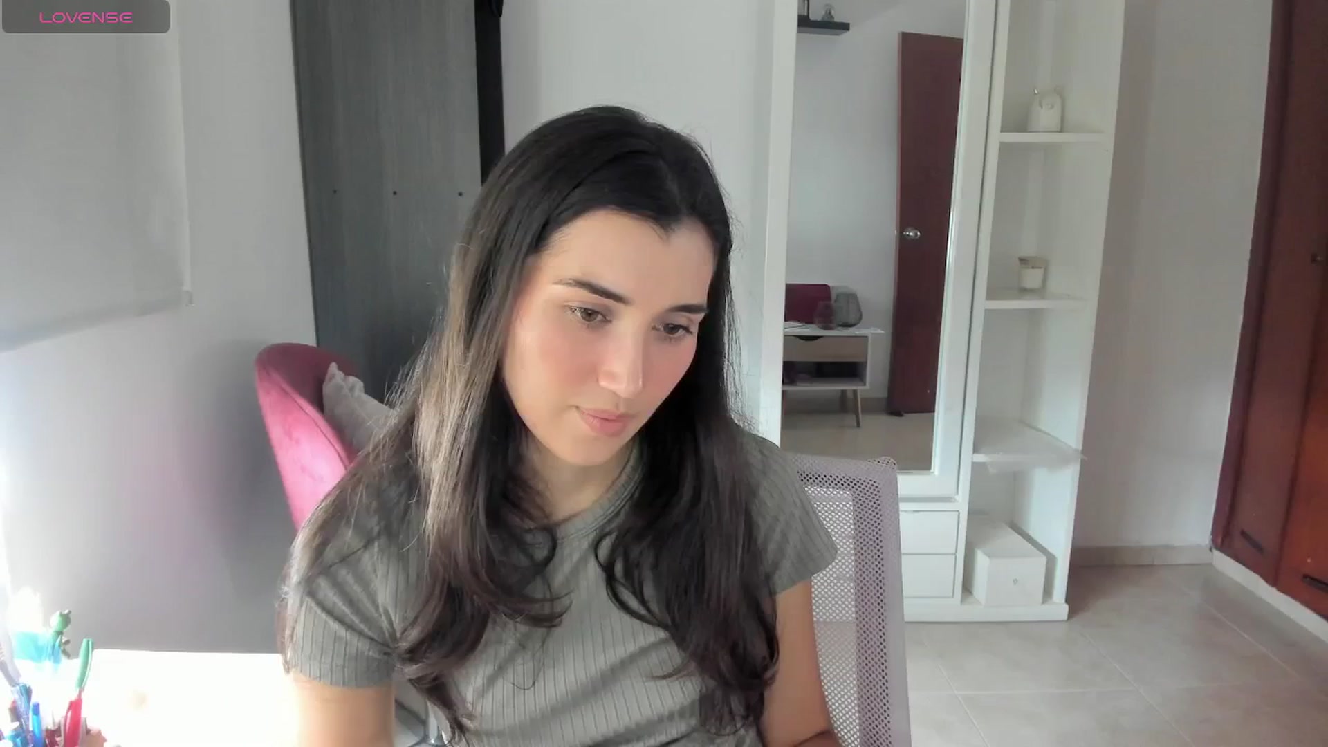 Gallery image thumbnail from Angelnaaughty's myfreecams stream on, 04/15/2026, 16:31 image 9 of 20