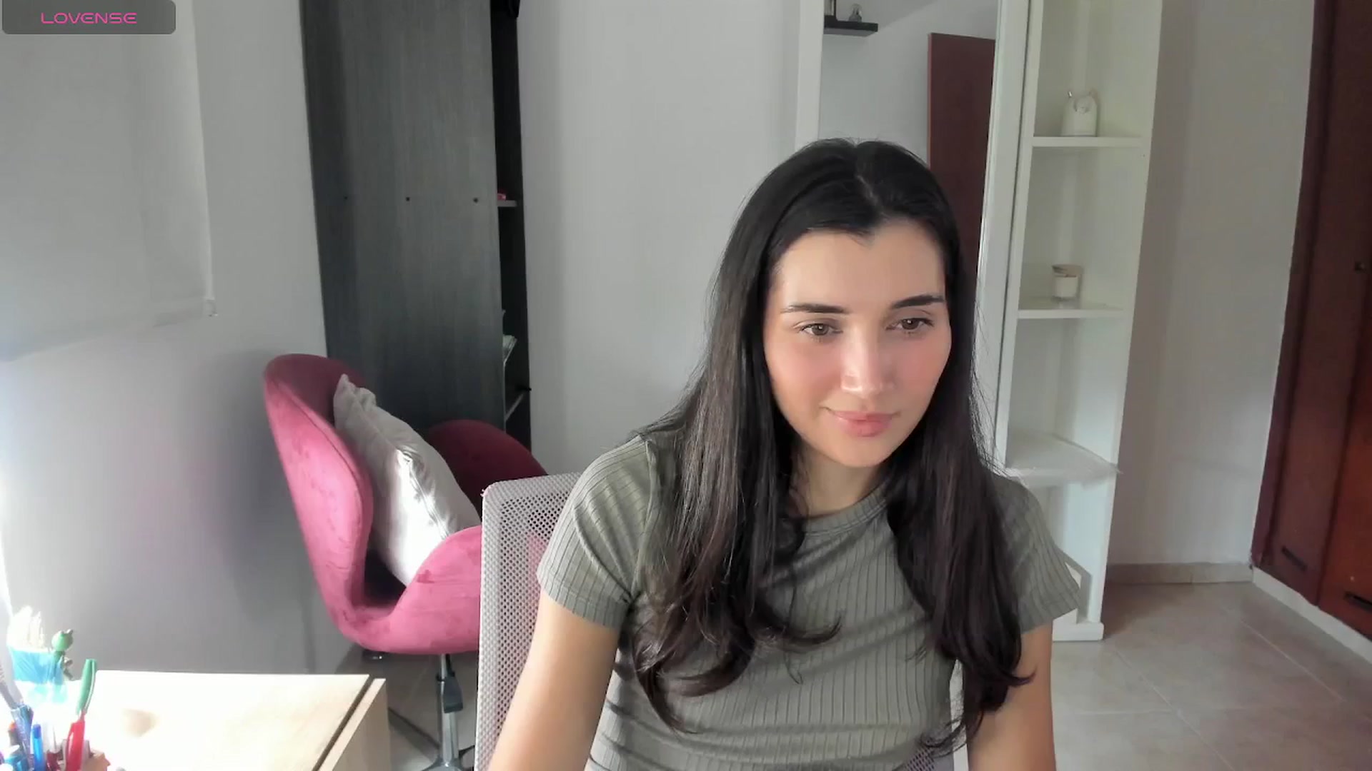 Gallery image thumbnail from Angelnaaughty's myfreecams stream on, 04/15/2026, 16:31 image 5 of 20