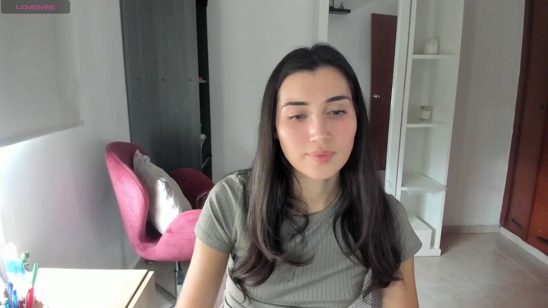 Gallery image thumbnail from Angelnaaughty's myfreecams stream on, 04/15/2026, 16:31 image 15 of 20