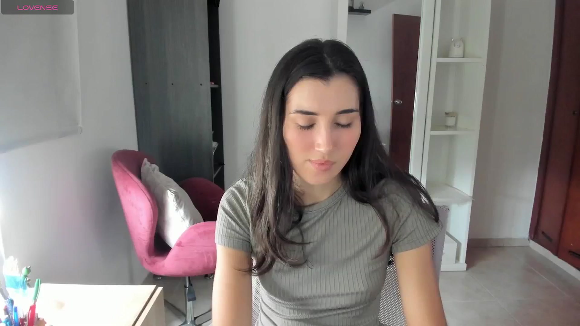 Gallery image thumbnail from Angelnaaughty's myfreecams stream on, 04/15/2026, 16:31 image 2 of 20
