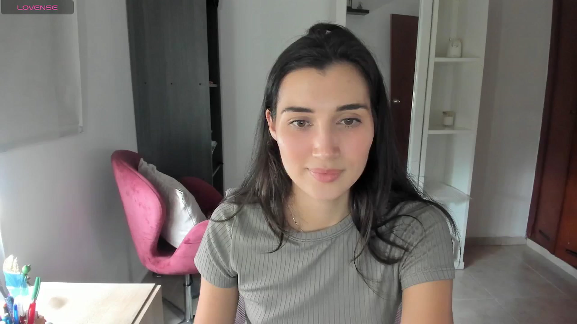 Gallery image thumbnail from Angelnaaughty's myfreecams stream on, 04/15/2026, 17:25 image 14 of 20