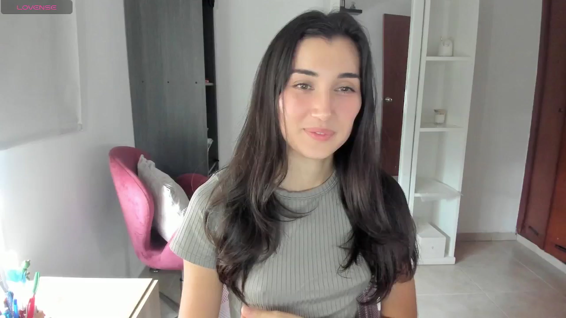 Gallery image thumbnail from Angelnaaughty's myfreecams stream on, 04/15/2026, 17:25 image 2 of 20