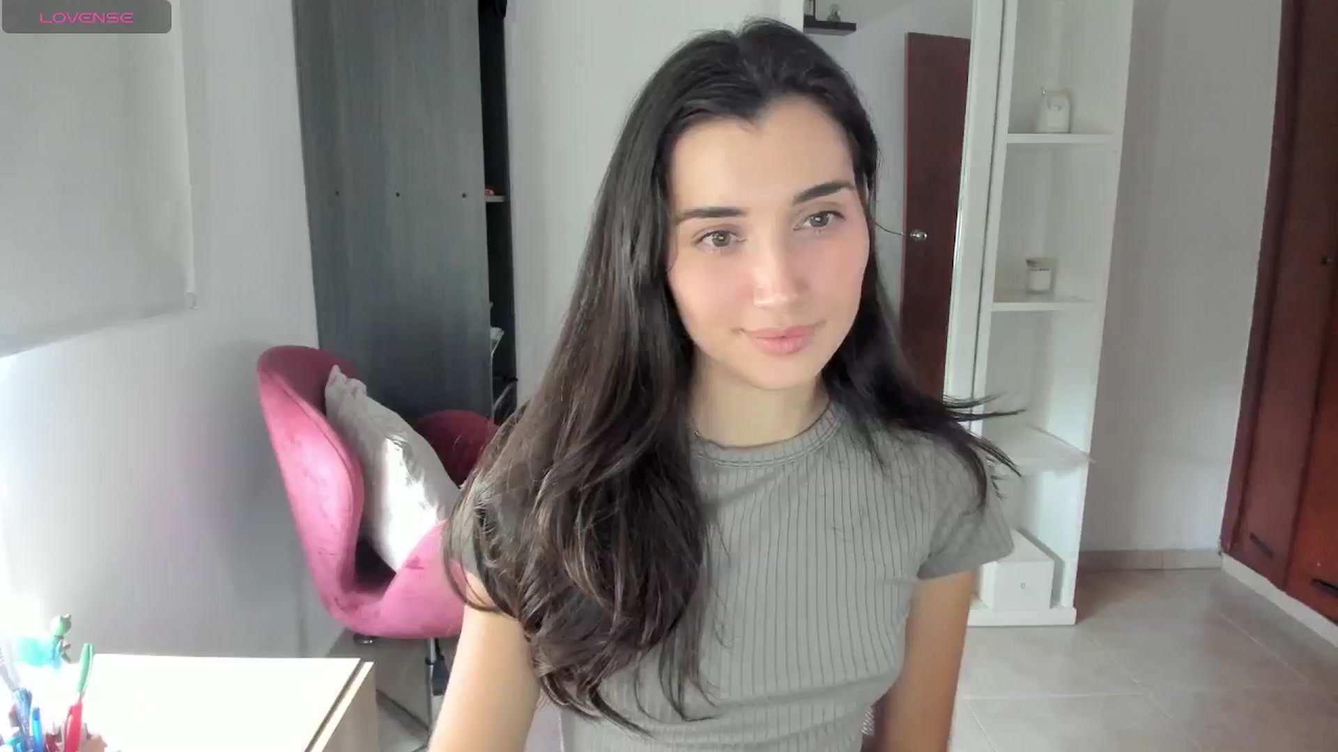 Gallery image thumbnail from Angelnaaughty's myfreecams stream on, 04/15/2026, 17:25 image 1 of 20