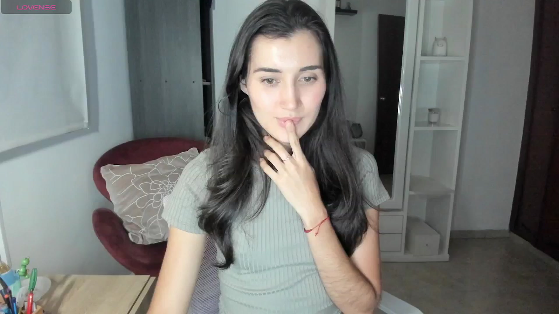 Gallery image thumbnail from Angelnaaughty's myfreecams stream on, 04/16/2026, 03:31 image 16 of 20